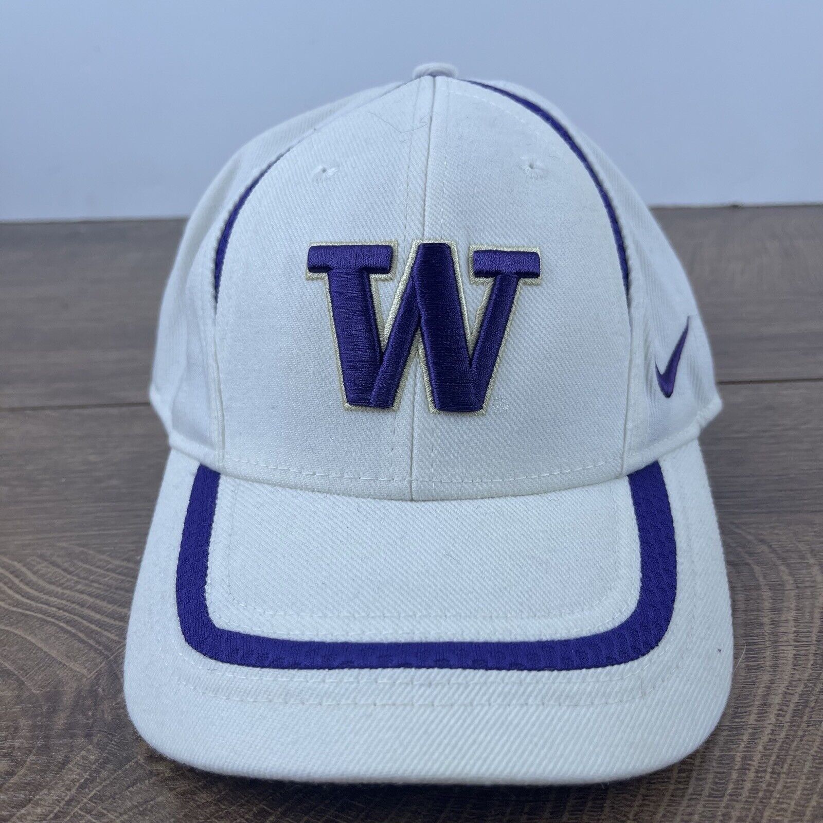 Nike Washington Huskies Nike Hat White Cap Hat Adjustable Hat Whi Size ONE SIZE - 3 Thumbnail