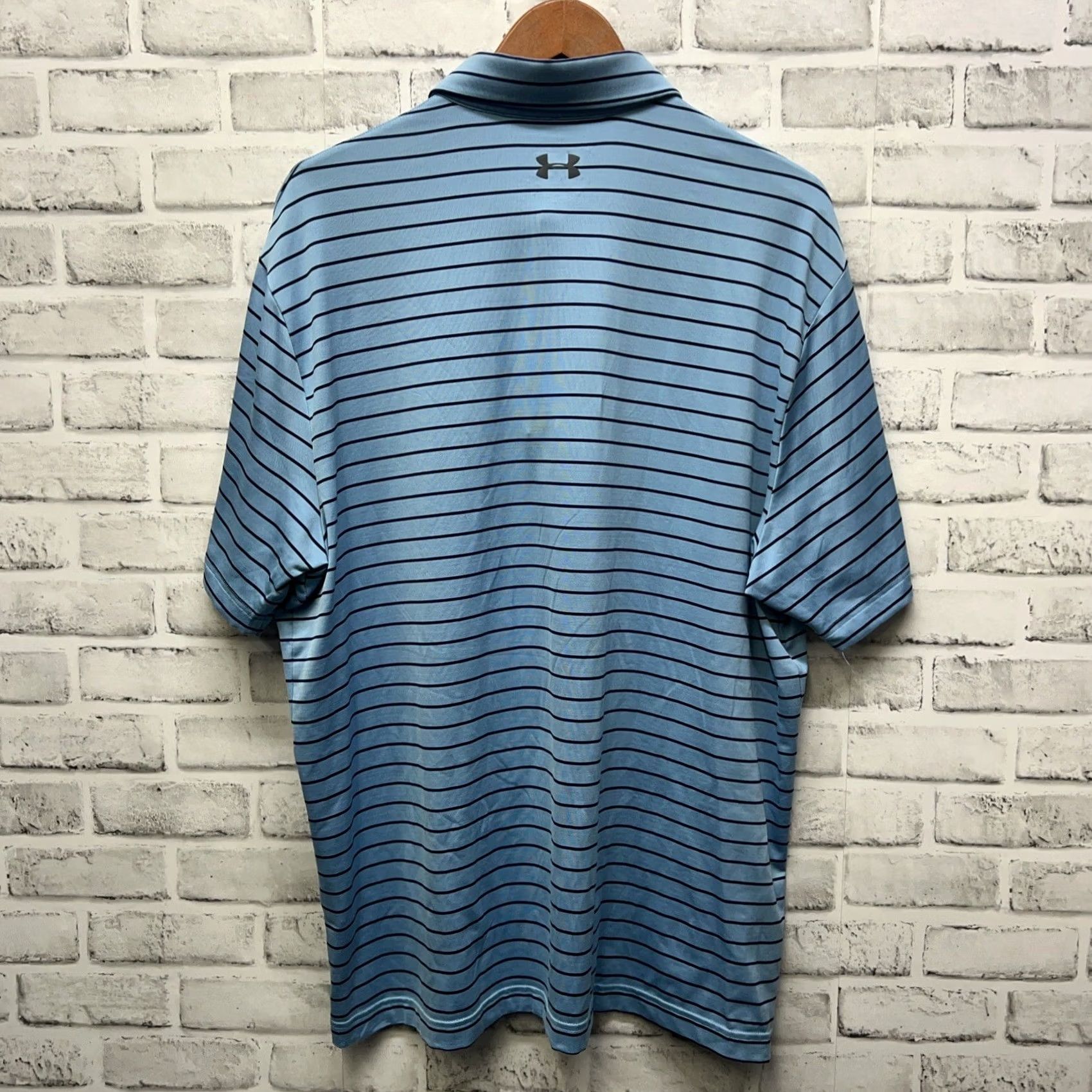 Under Armour Under Armour PLAYOFF Polo Shirt Striped Blue Mens XL Front Size US XL / EU 56 / 4 - 4 Thumbnail