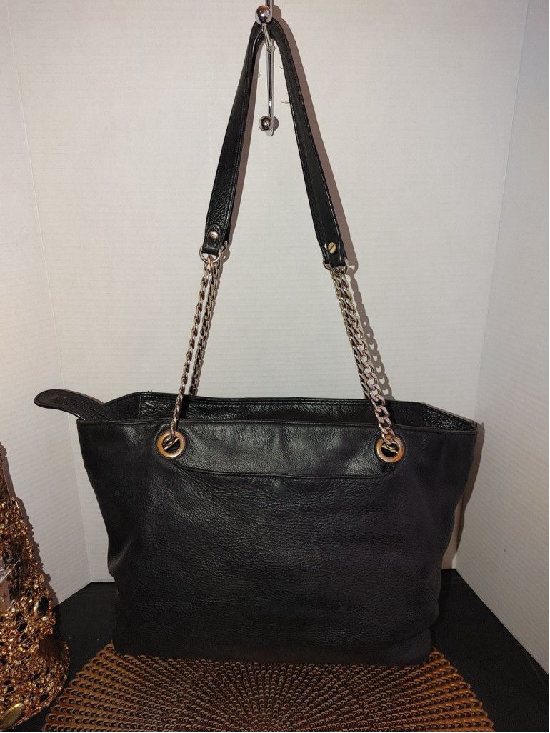 Michael Kors Michael Kors Jet Set Leather Shoulder Bag with Chain Handles Size ONE SIZE - 2 Thumbnail