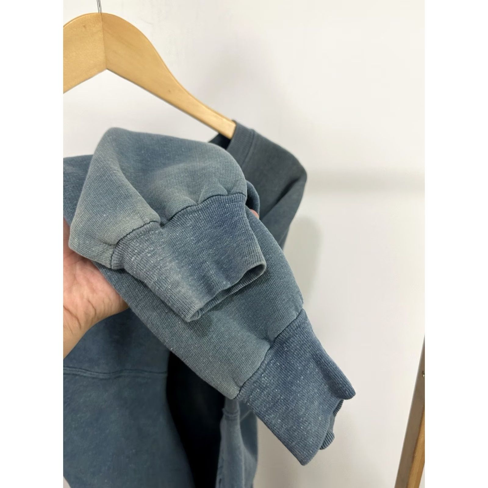 Vintage VTG 90s Gradient Sun Faded Boxy Cropped Sweatshirt W/POCKETS WIP Size L Blue Mens Shirt Size US L / EU 52-54 / 3 - 7 Thumbnail