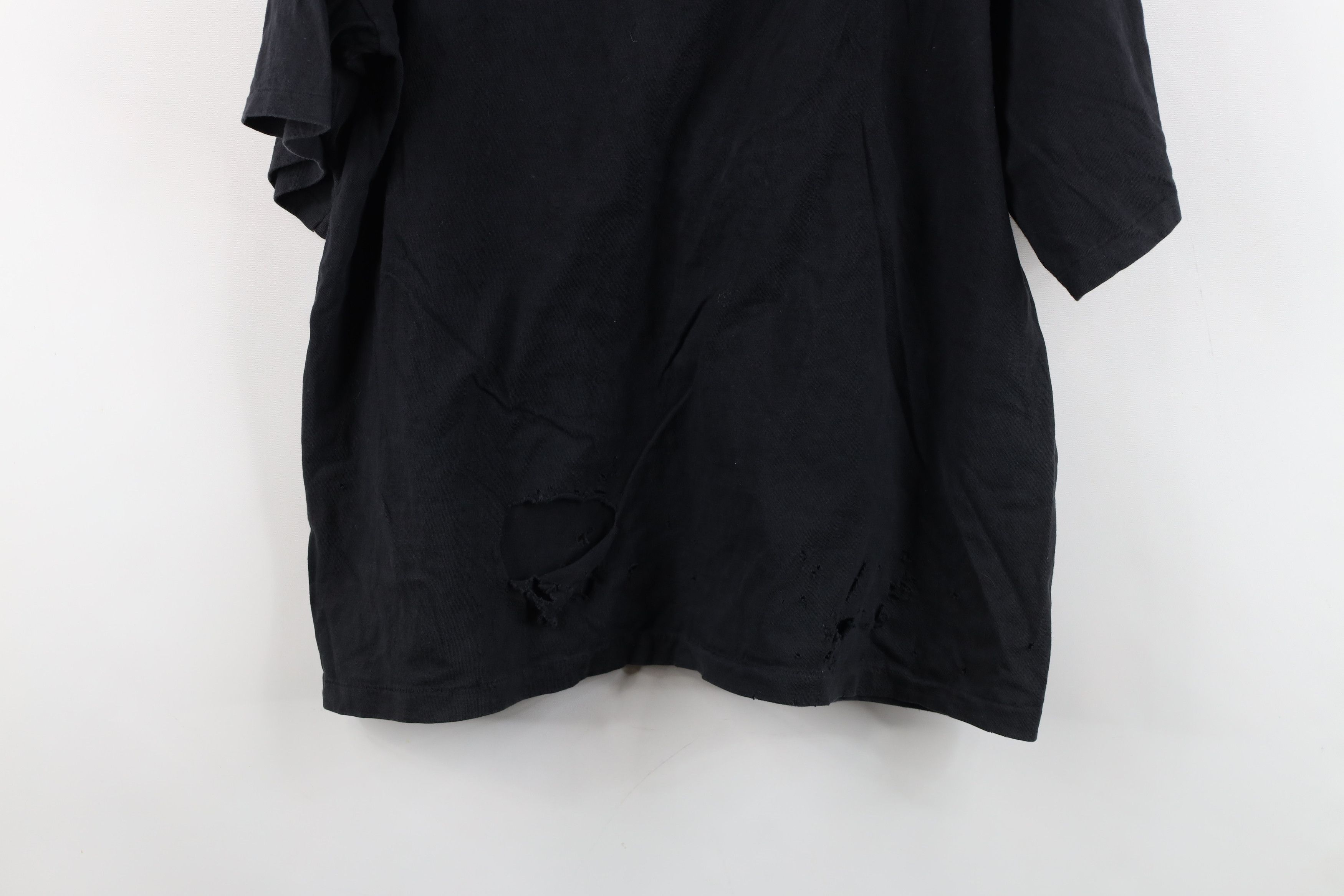 Vintage Vintage 90s IOU Skateboarding Spell Out Legend T-Shirt Black Size US L / EU 52-54 / 3 - 15 Thumbnail