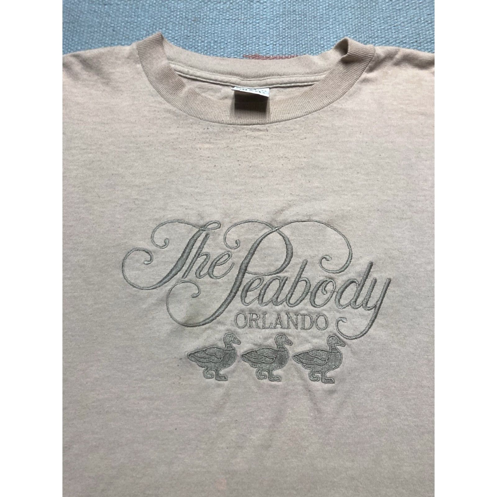 Vintage VINTAGE Florida T-Shirt Men L Beige Ducks Birds Peabody Hotel Orlando Florida Graphic Shirt Size US L / EU 52-54 / 3 - 2 Thumbnail