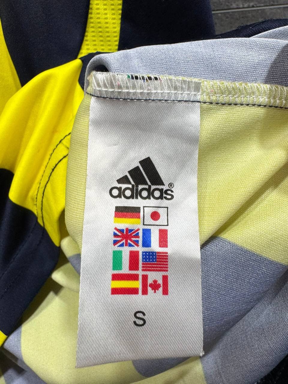 Vintage 2007-08 Fenerbache Adidas Home Turkey Football Shirt Avea Size US S / EU 44-46 / 1 - 11 Thumbnail