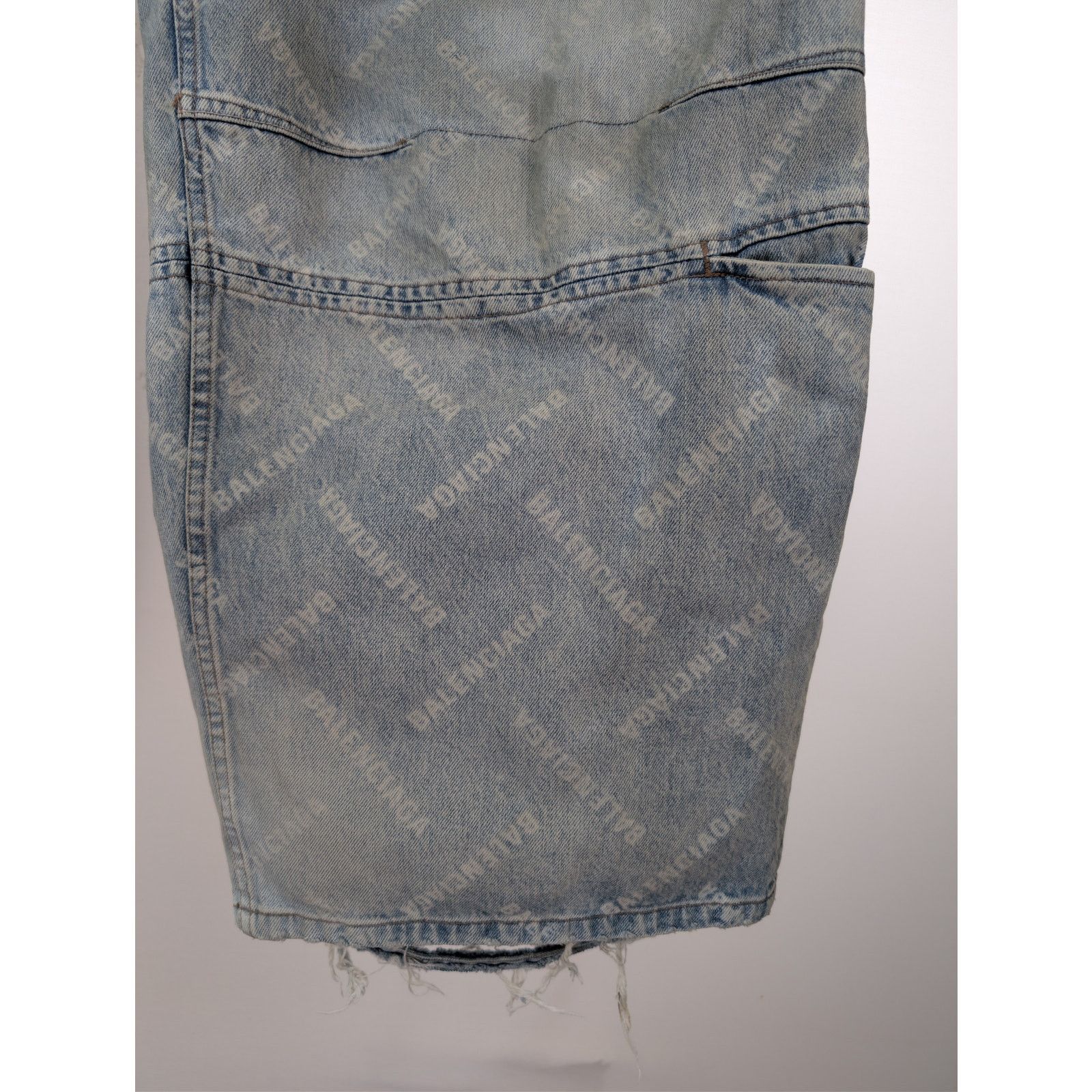 Balenciaga o1rshd1 Cargo Pants in Blue Size US 32 / EU 48 - 8 Thumbnail