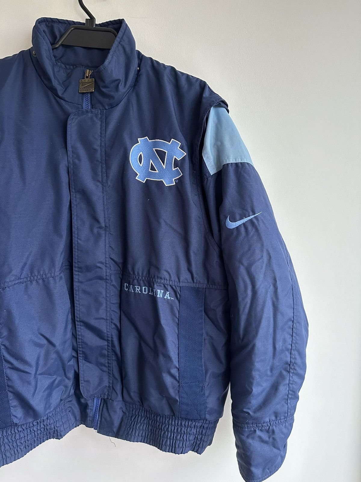 Nike Nike Vintage North Carolina Down Puffer Jacket Mens L NCAA Size US L / EU 52-54 / 3 - 4 Thumbnail
