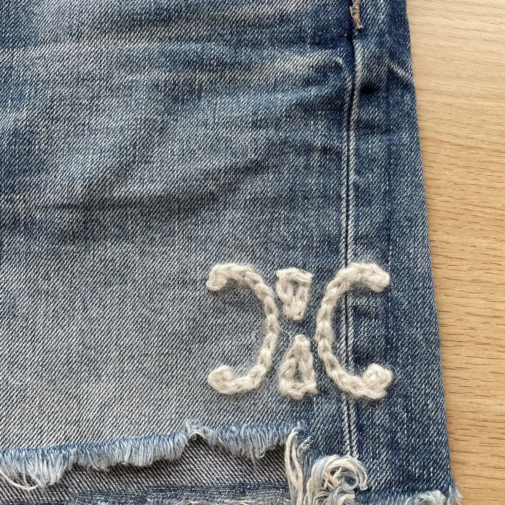 Celine CELINE Women's New Distressed Blue Denim Shorts 24 Size 24" / US 00 / IT 34 - 3 Thumbnail