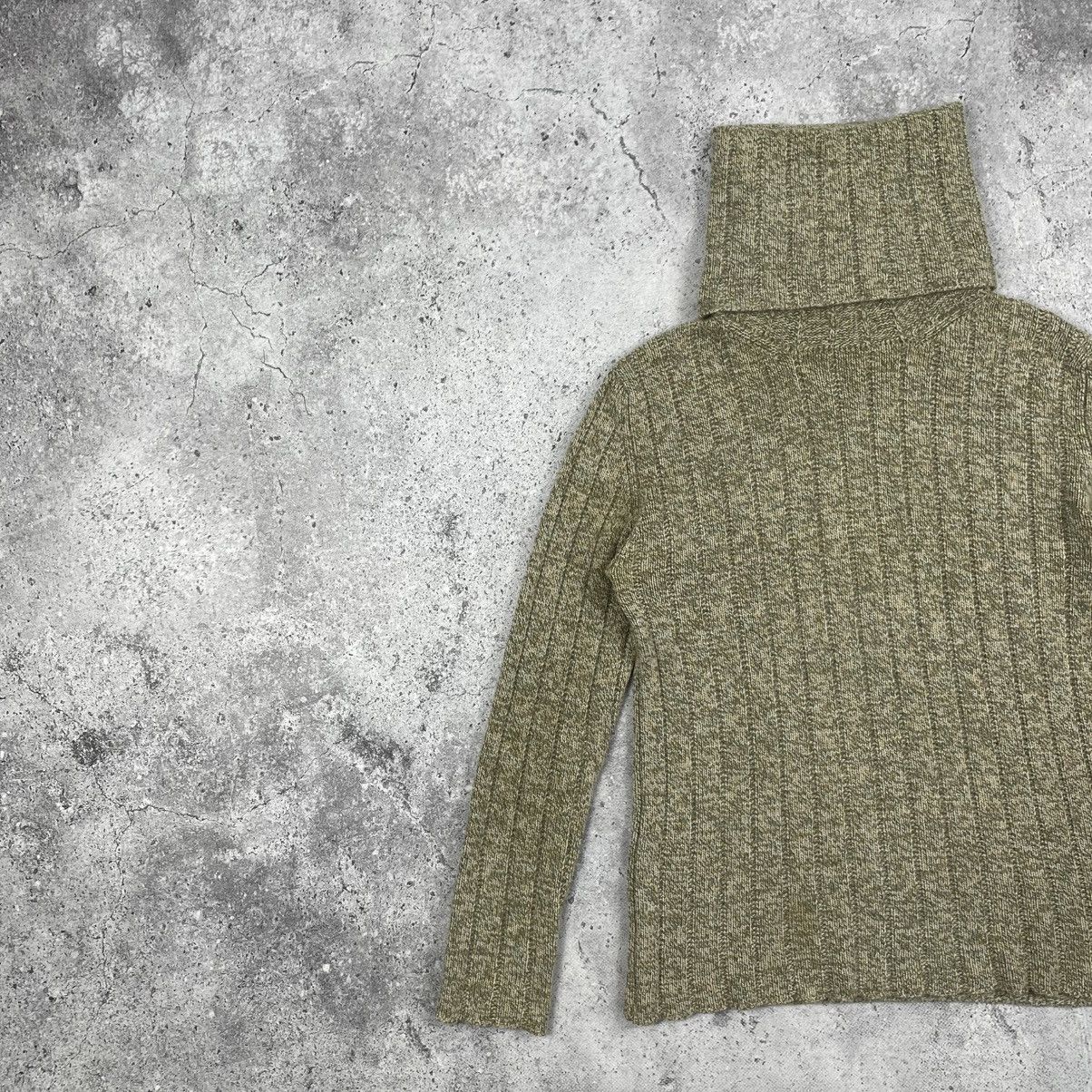 Vintage Chanel 90s Cashmere Turtleneck Sweater