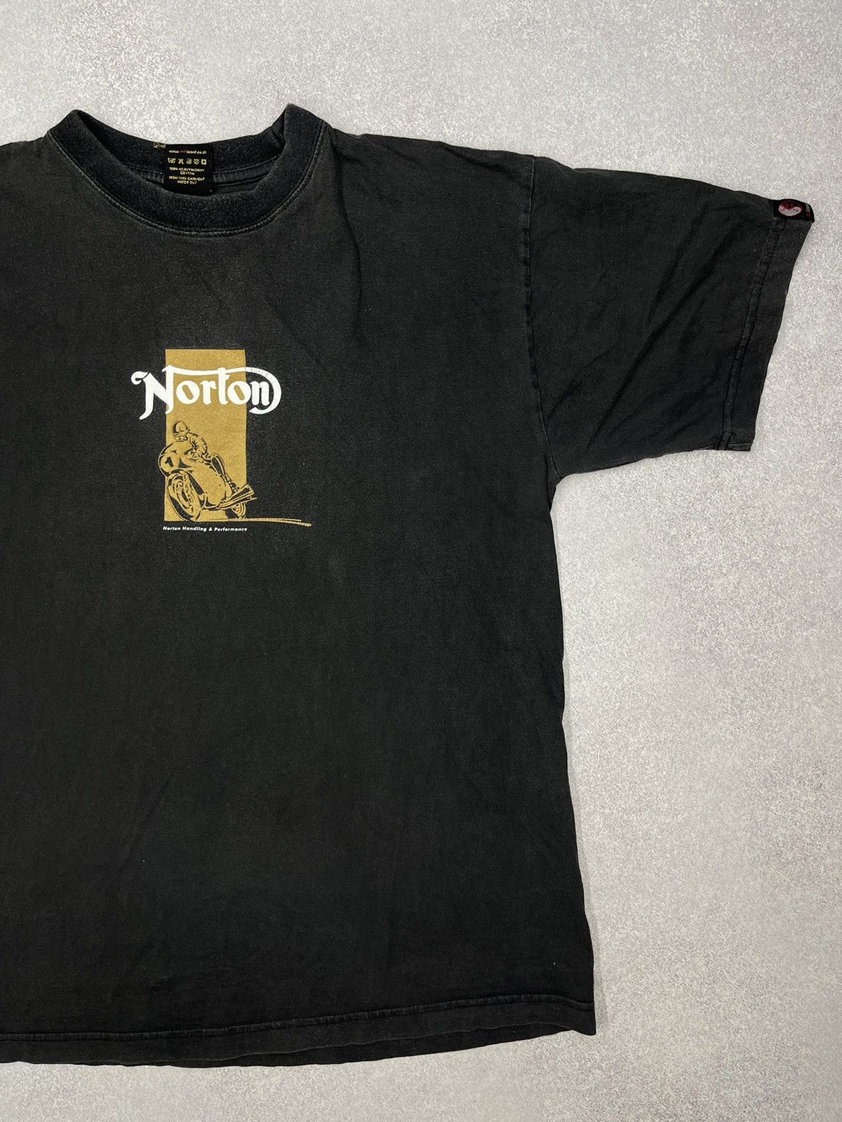 Norton Vintage Norton Motorcycle T Shirt Red Lizard Racing Size US L / EU 52-54 / 3 - 3 Thumbnail
