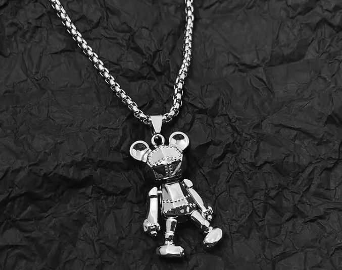 Jewelry Humanoid Pendant Chain Necklace in Silver, Men's