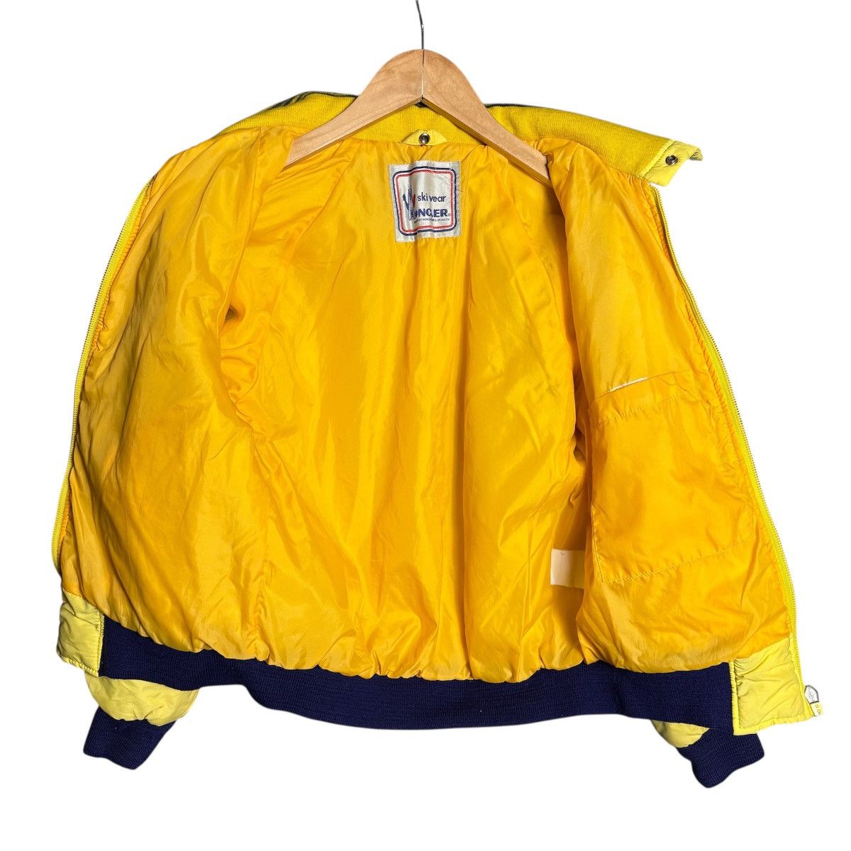 Moncler Moncler Ski Wear Puffer Bomber Jacket Size US M / EU 48-50 / 2 - 3 Thumbnail