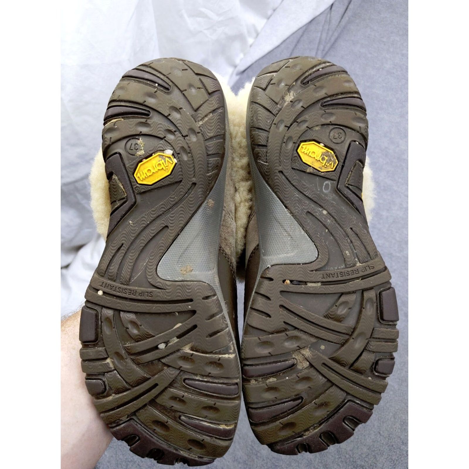 Dansko Dansko Priscilla Winter Boots Beige Suede Shearling Vibram Womens 6 37 Casual Platform Round Toe Size US 6 / IT 36 - 6 Thumbnail