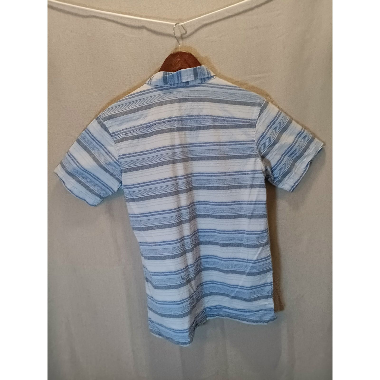 Columbia Columbia Blue Striped Men's Small Button Up Shirt Size US S / EU 44-46 / 1 - 2 Thumbnail