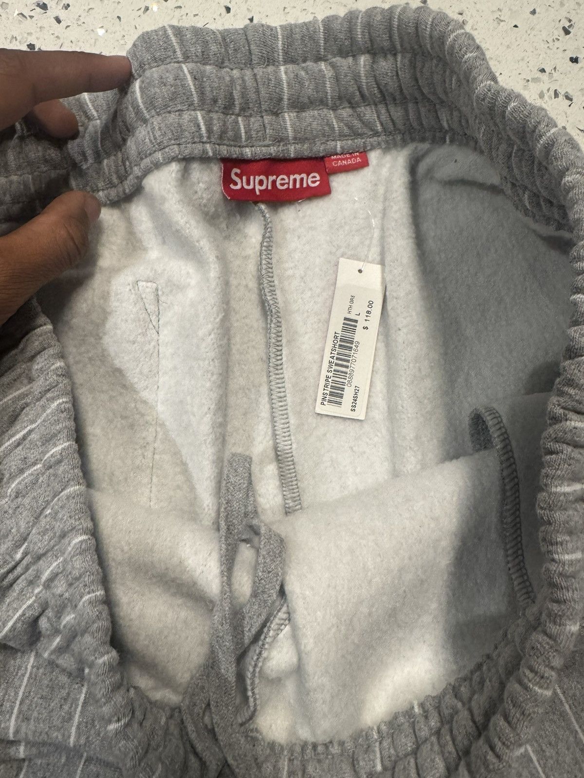 Supreme Supreme Pinstripe Sweatshort Size US 34 / EU 50 - 5 Thumbnail