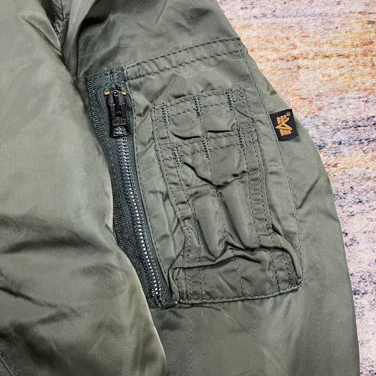 Alpha Industries × Kanye West × Vintage Vintage 90s Alpha industries Ma-1 bomber jacket Size US M / EU 48-50 / 2 - 5 Thumbnail