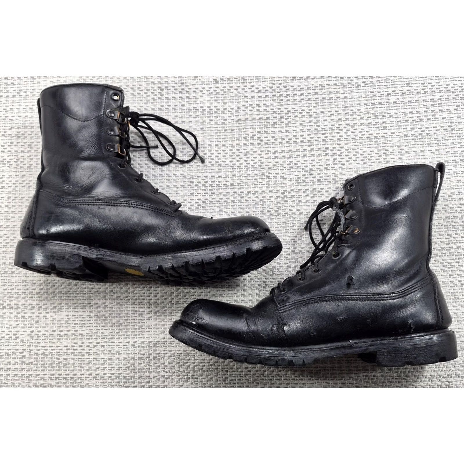 Vibram ROCKY Combat Boots Mens Size 10 W Black Leather Lace Up Vibram Lug Sole Workwear Mid-Calf Mens Boots Leather Black Lug Sole Vibram Size US 10 / EU 43 - 2 Thumbnail