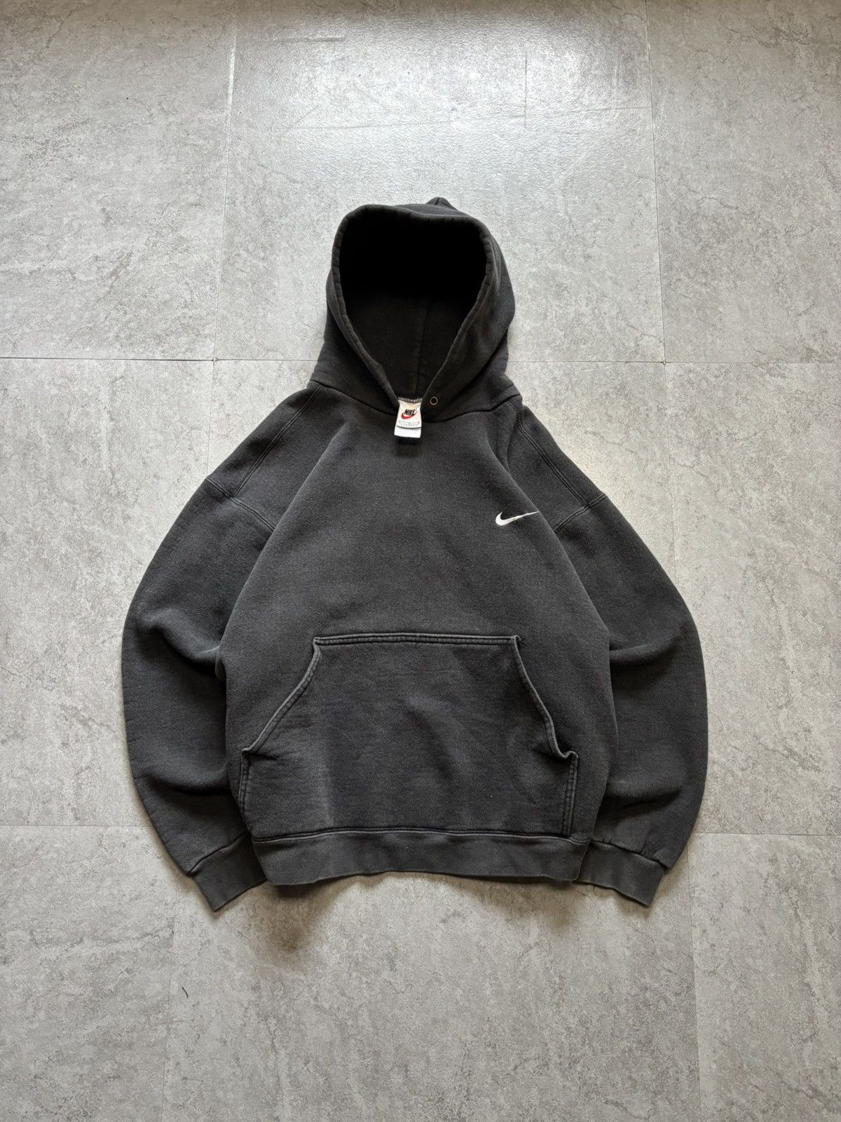 Nike Nike 90’s hoodie perfect faded Size US L / EU 52-54 / 3 - 1 Thumbnail