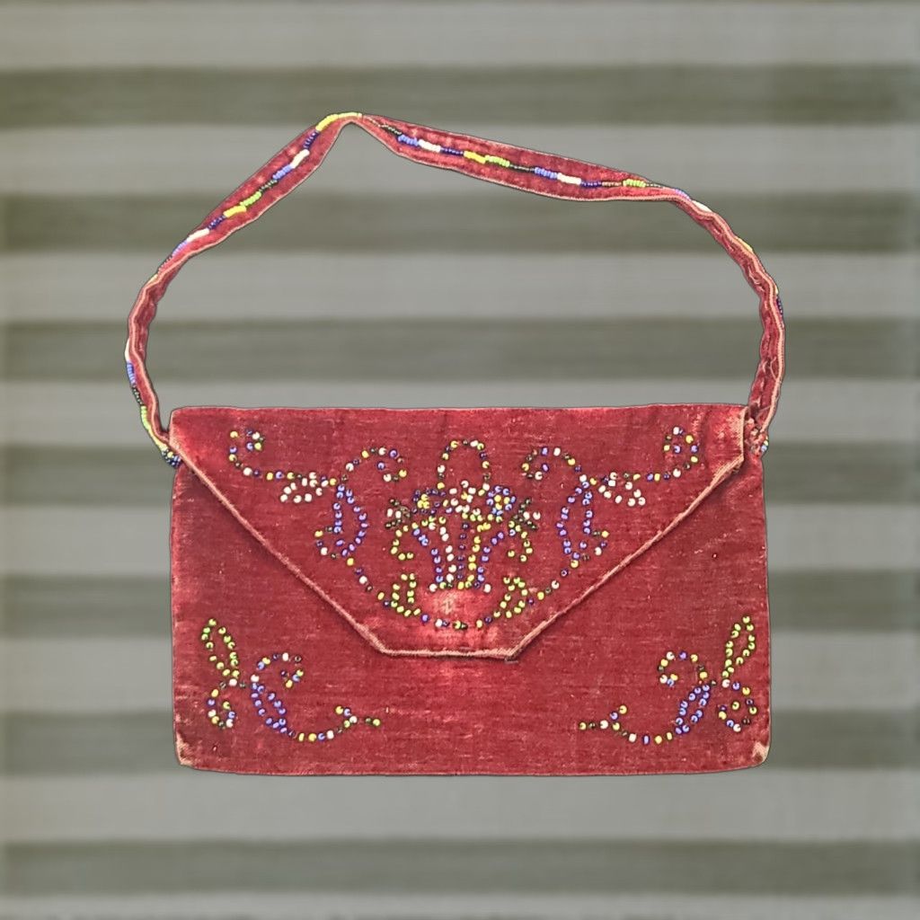 Velvet VTG 50s Beaded Velvet Clutch Purse Red Floral Design Women Purse Vintage Velvet Clutch Red Size ONE SIZE - 1 Thumbnail