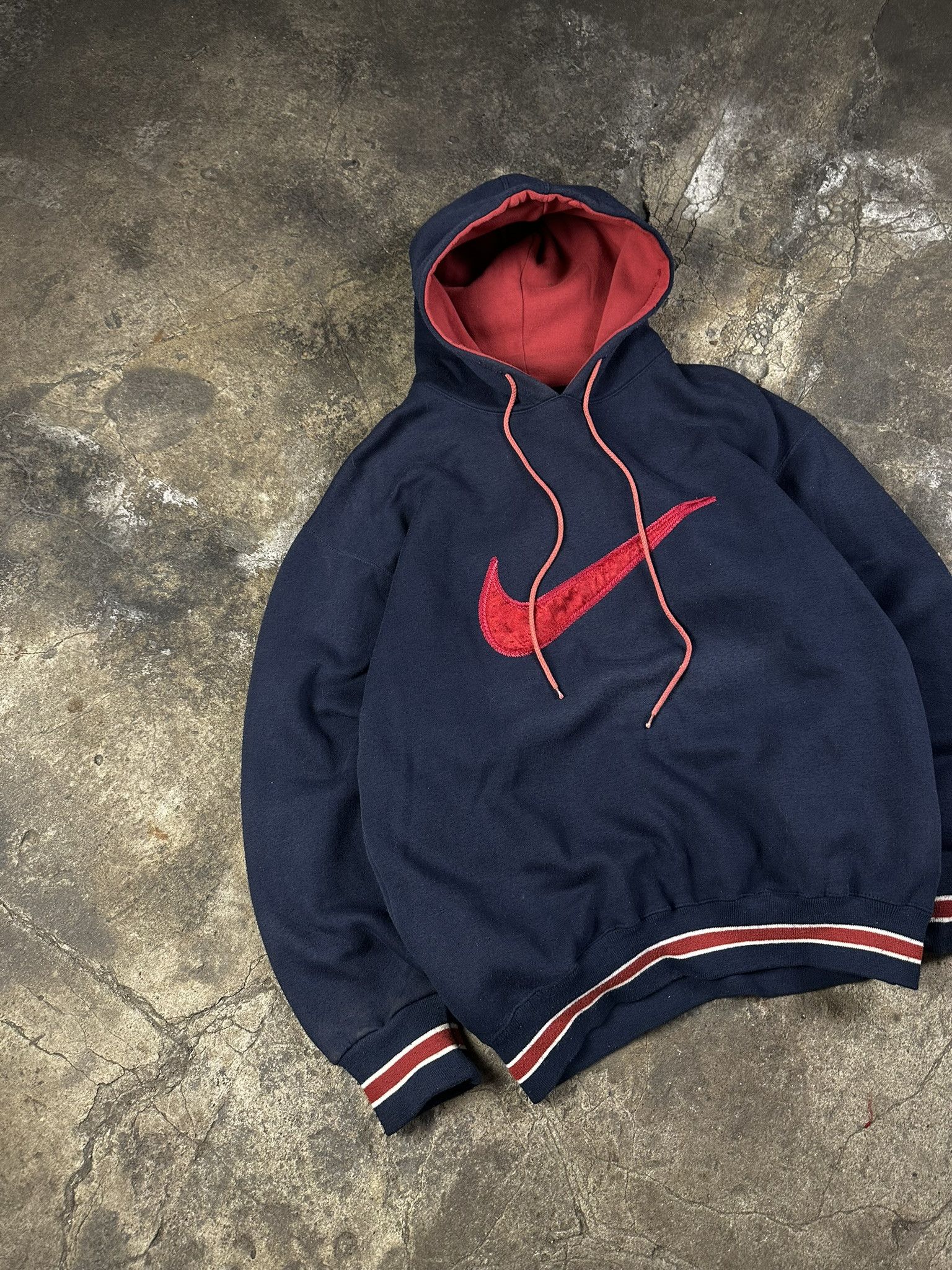 Nike 90s Nike Central Swoosh Boxy Washed Hoodie Size US M / EU 48-50 / 2 - 2 Thumbnail