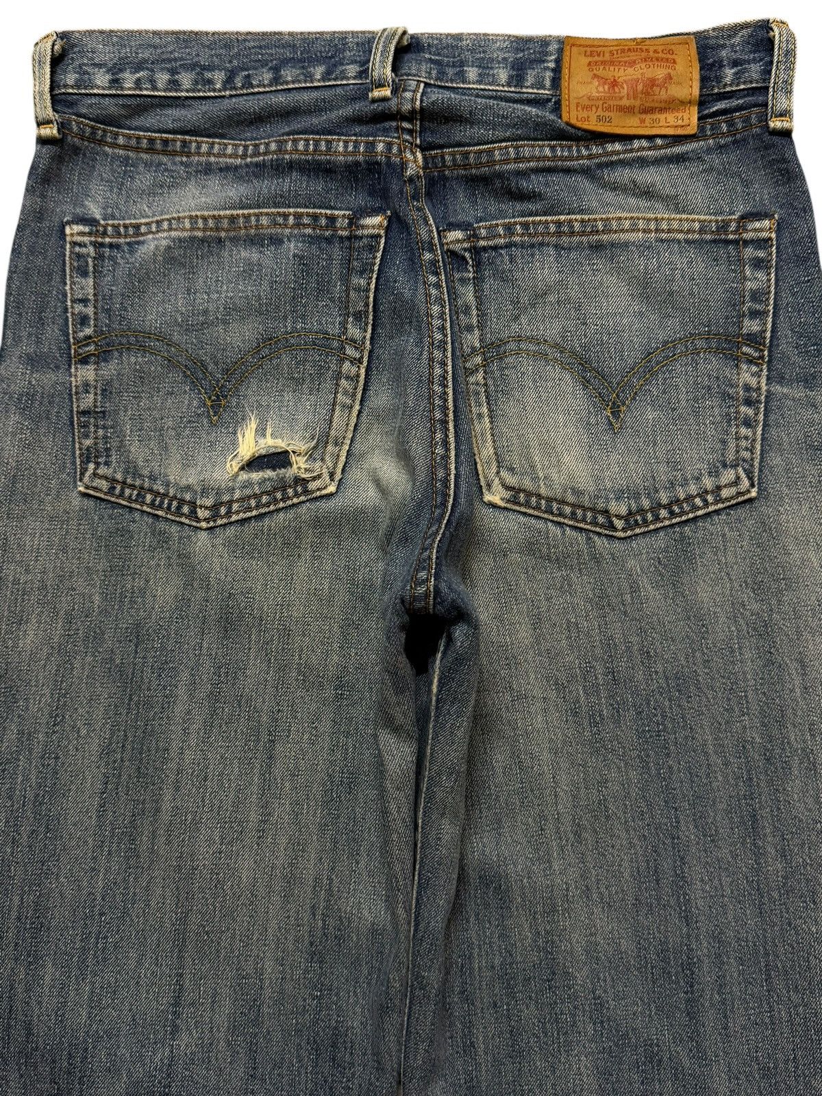 Levi's Vintage 90s Levis 502 Blue Faded Wash Distressed Regular Fit Size US 30 / EU 46 - 4 Thumbnail