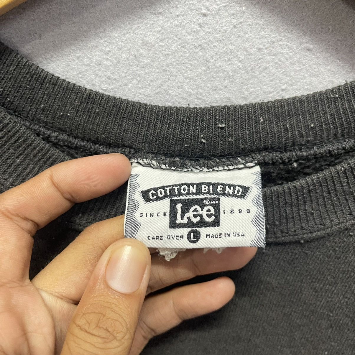 Lee Vintage Lee Big Logo Crewneck Sweatshirt Black Made in USA Size US L / EU 52-54 / 3 - 7 Thumbnail