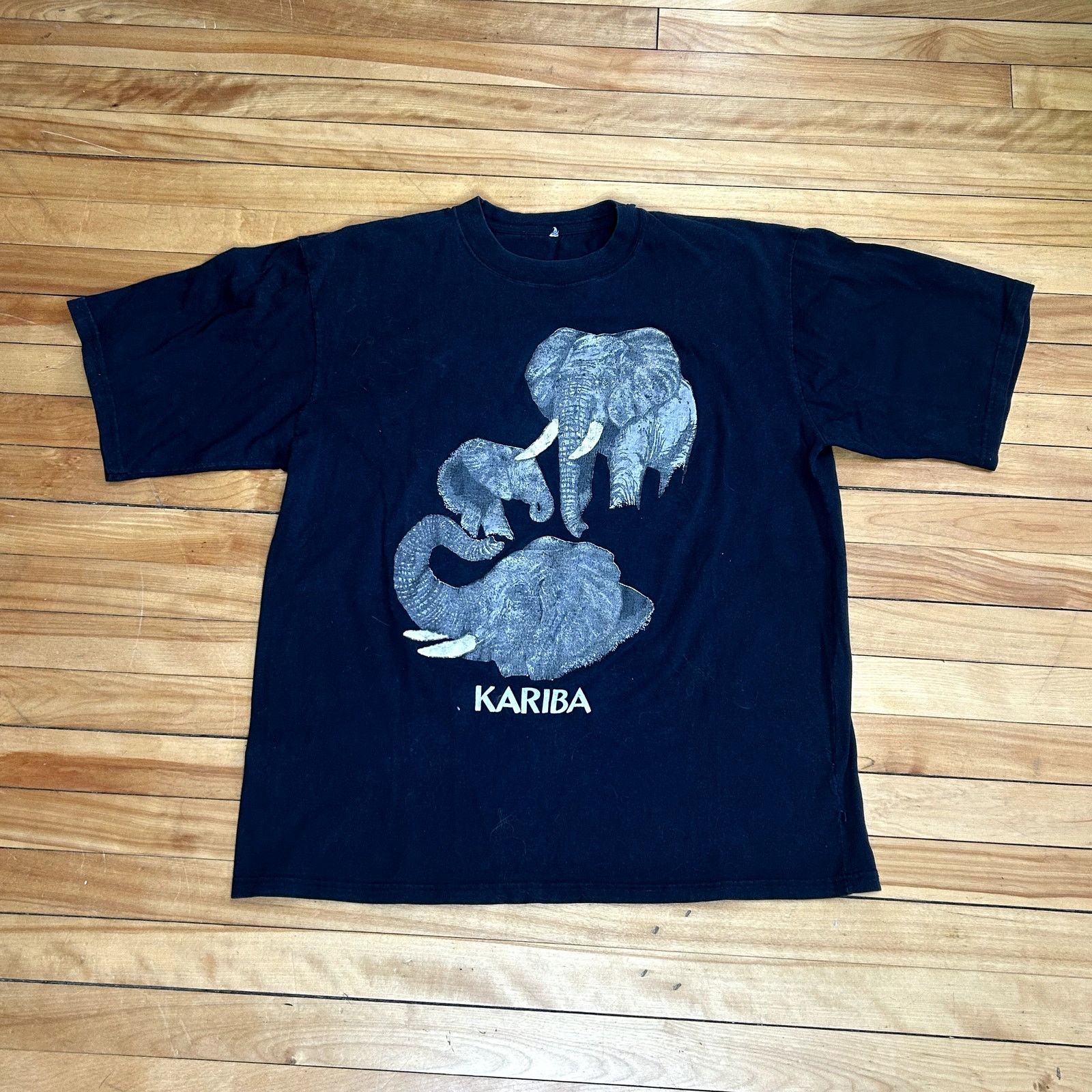 Vintage Y2K Kariba Elephant Nature T-Shirt Size US L / EU 52-54 / 3 - 1 Thumbnail