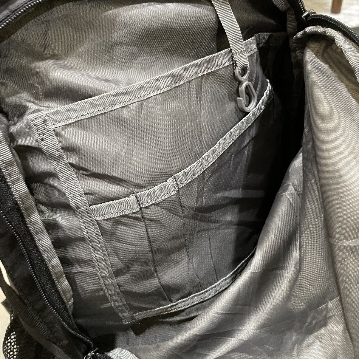 Coleman Coleman Walker 25 Daypack - Sleek Black Outdoor biet Size ONE SIZE - 9 Thumbnail