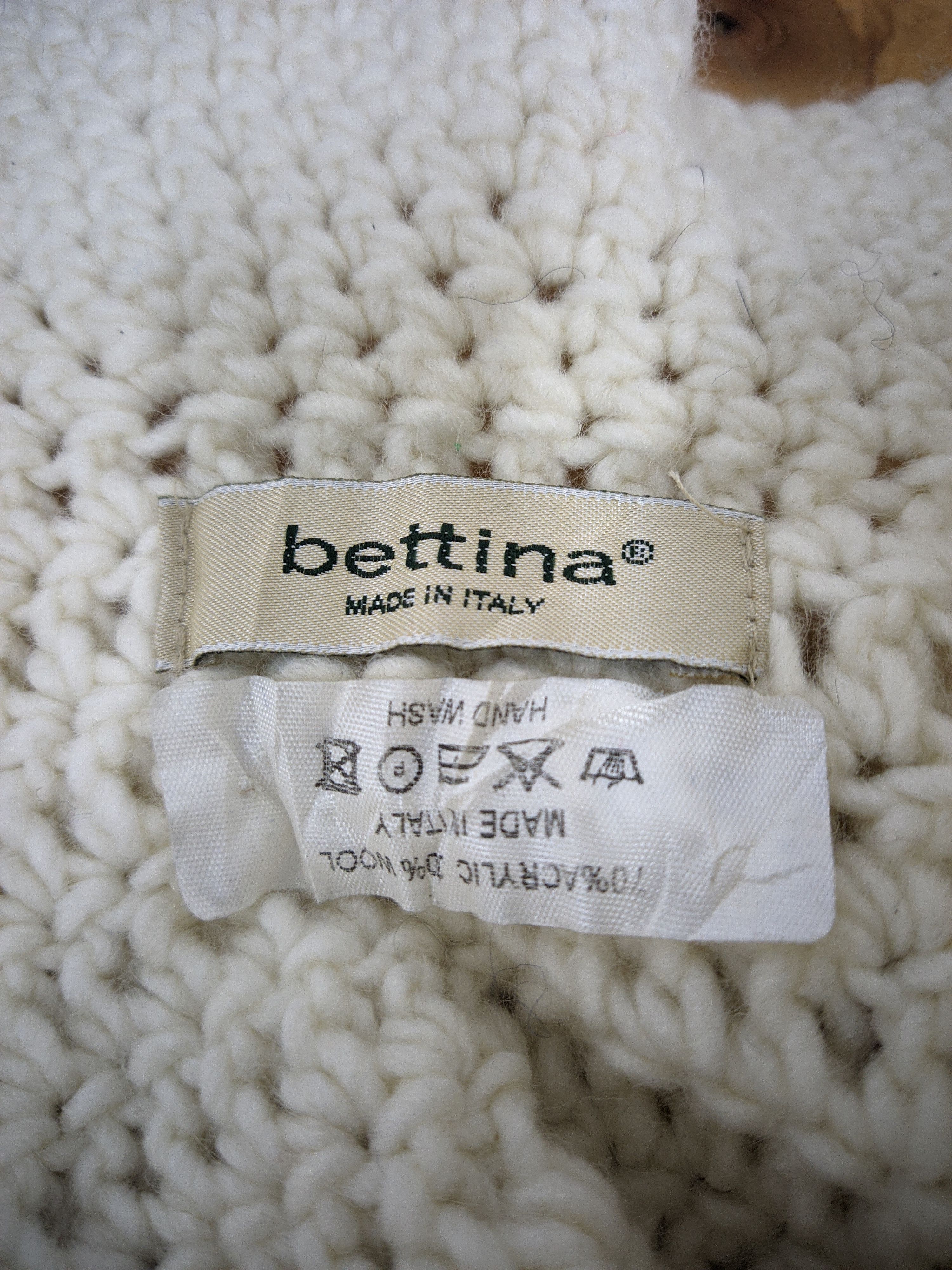 Other Bettina Knitted Hats Flowers Design Size ONE SIZE - 4 Thumbnail