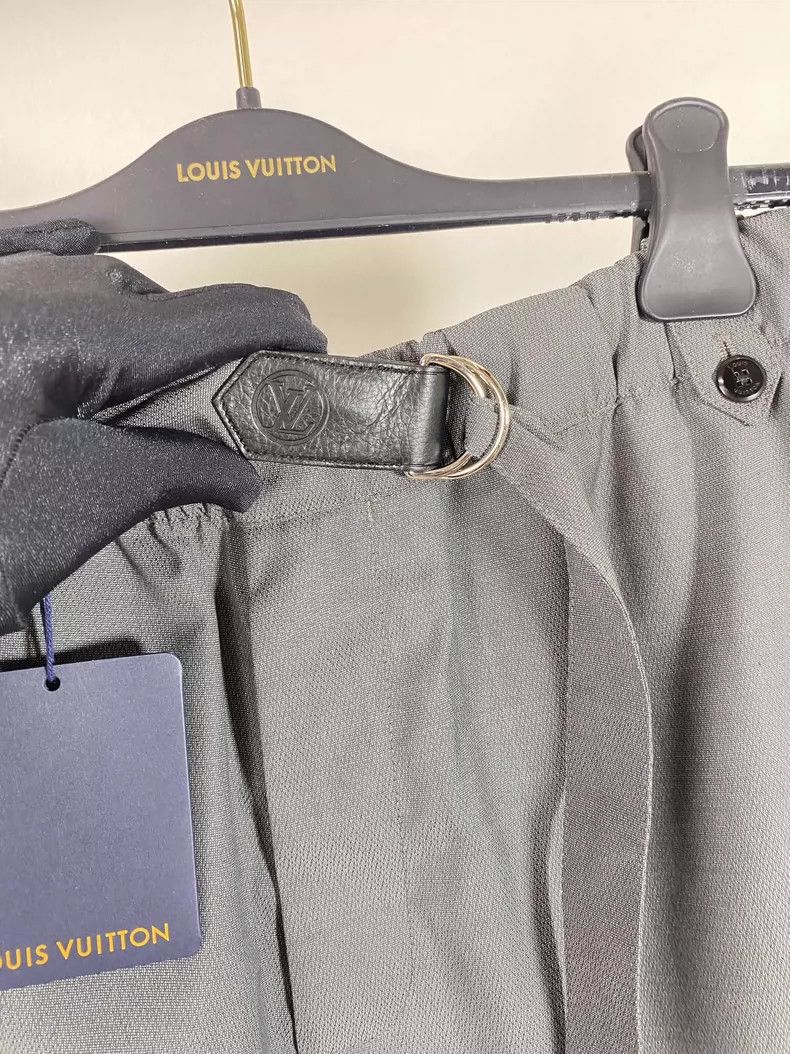 Louis Vuitton Louis Vuitton Straight-leg trousers with waistband pants Size US 40 / EU 56 - 8 Thumbnail