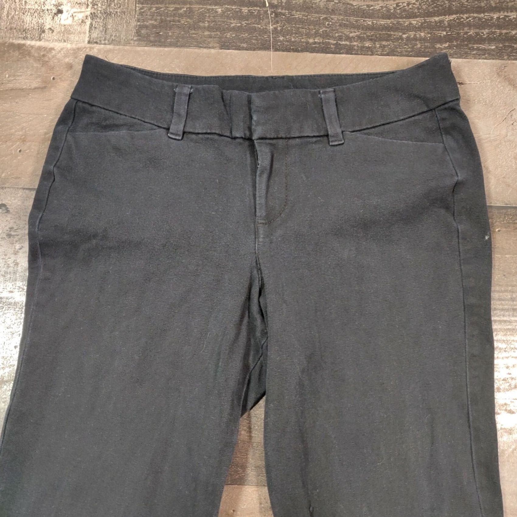 Old Navy Old Navy Pants Womens 0 Black Pixie Crop Skinny Low Rise Flat Front Zip Closure Size 25" / US 0 / IT 36 - 5 Thumbnail