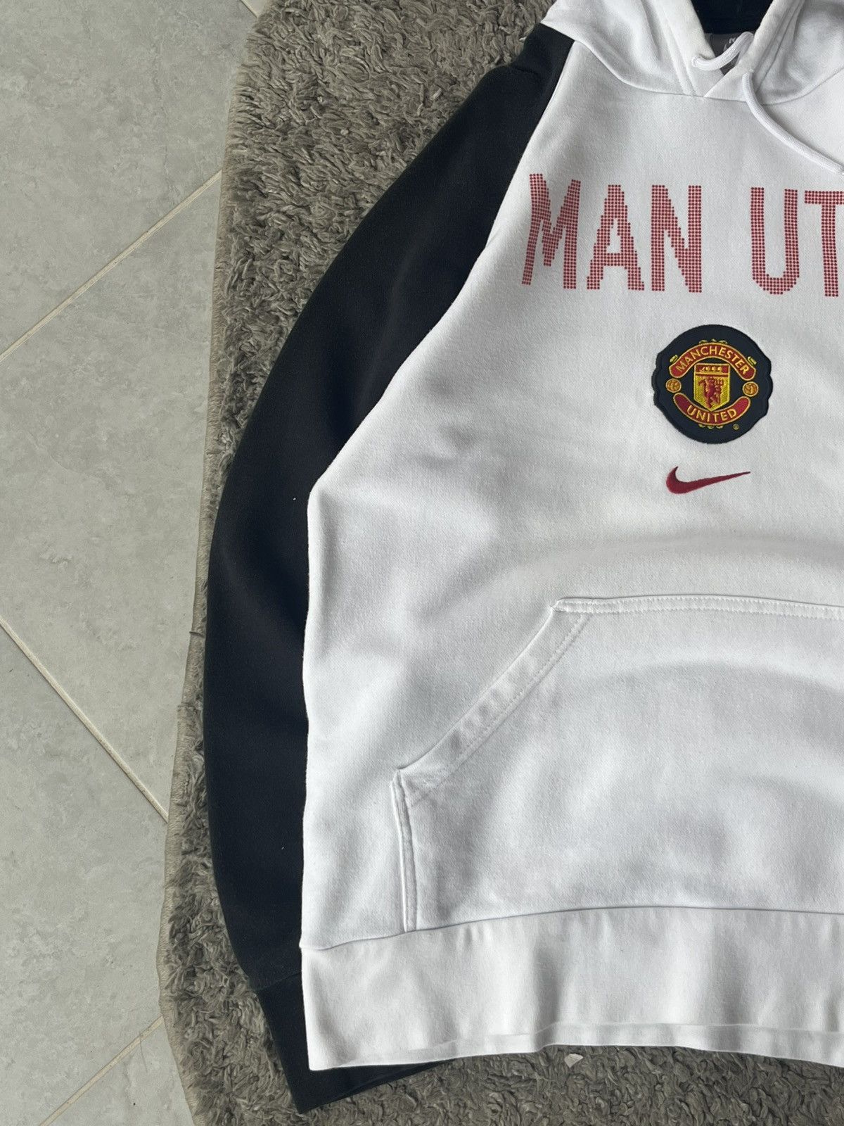 Nike Vintage Nike Hoodie Soccer football Manchester United Size US M / EU 48-50 / 2 - 4 Thumbnail