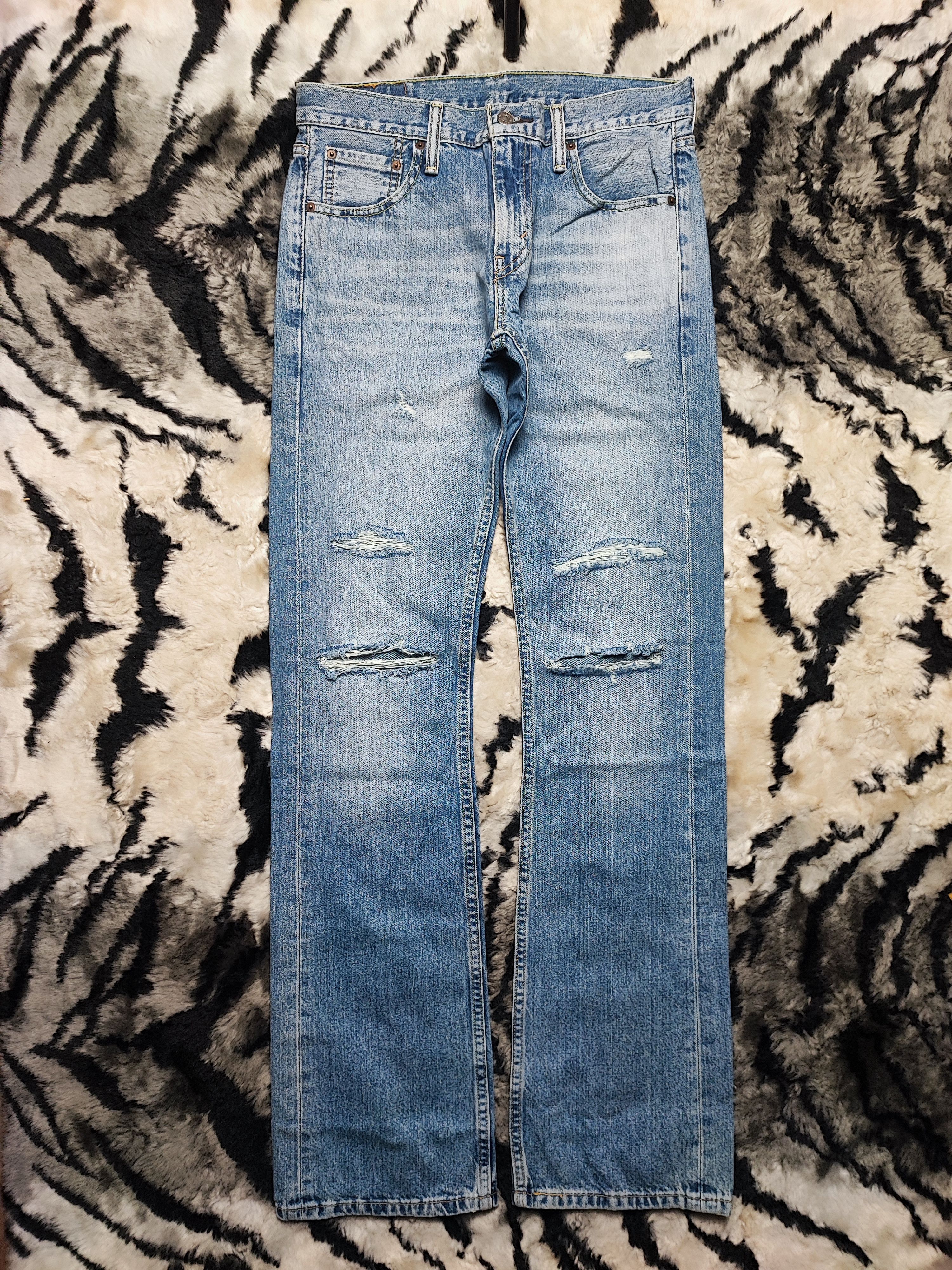Levi's Levi's 527 Slim Bootcut Distressed Ripped Knee Flare 30X34 Size US 30 / EU 46 - 2 Thumbnail