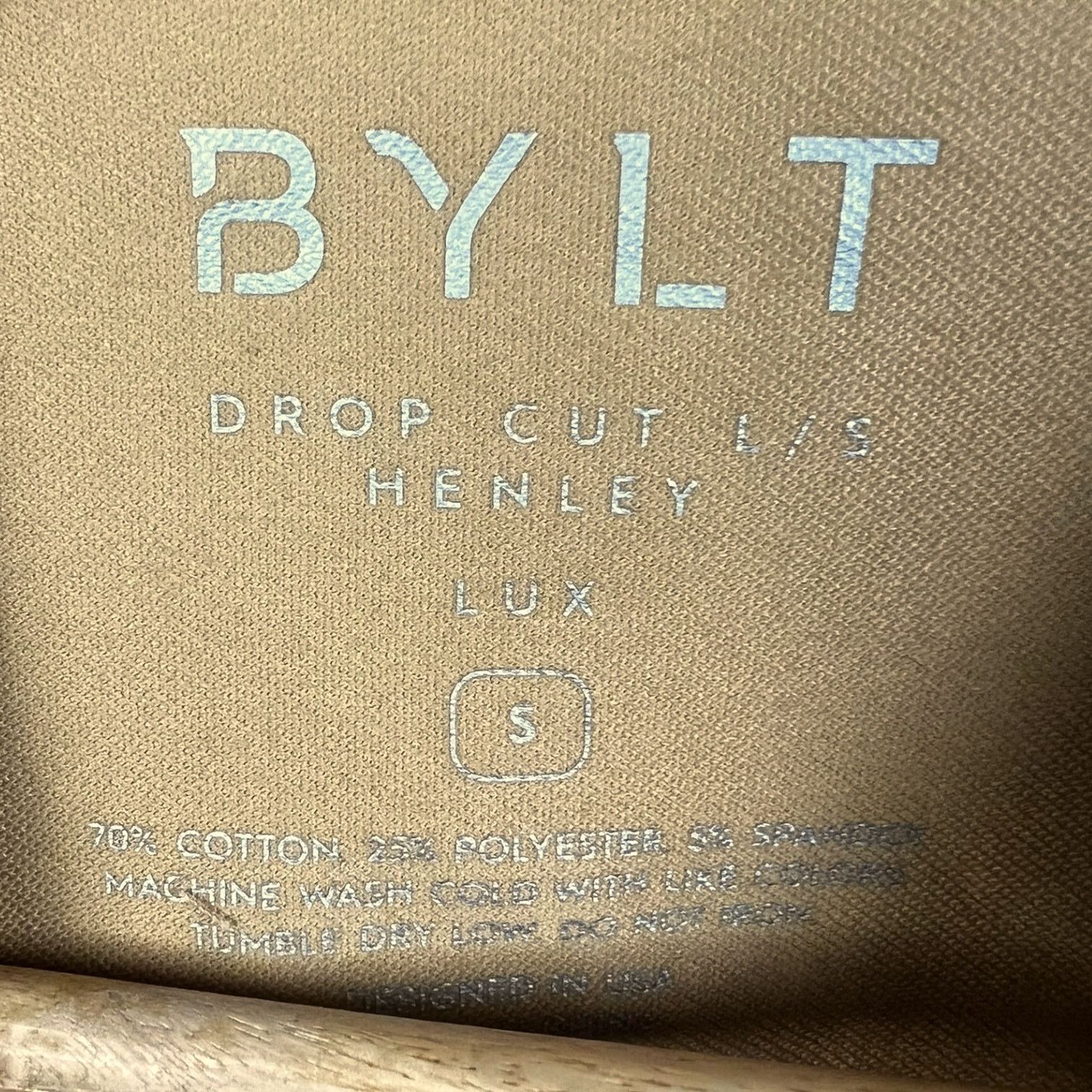 Gildan NWT Men's Bylt L/S Drop Cut Henley Lux Size S - $45 Retail Size US S / EU 44-46 / 1 - 4 Thumbnail