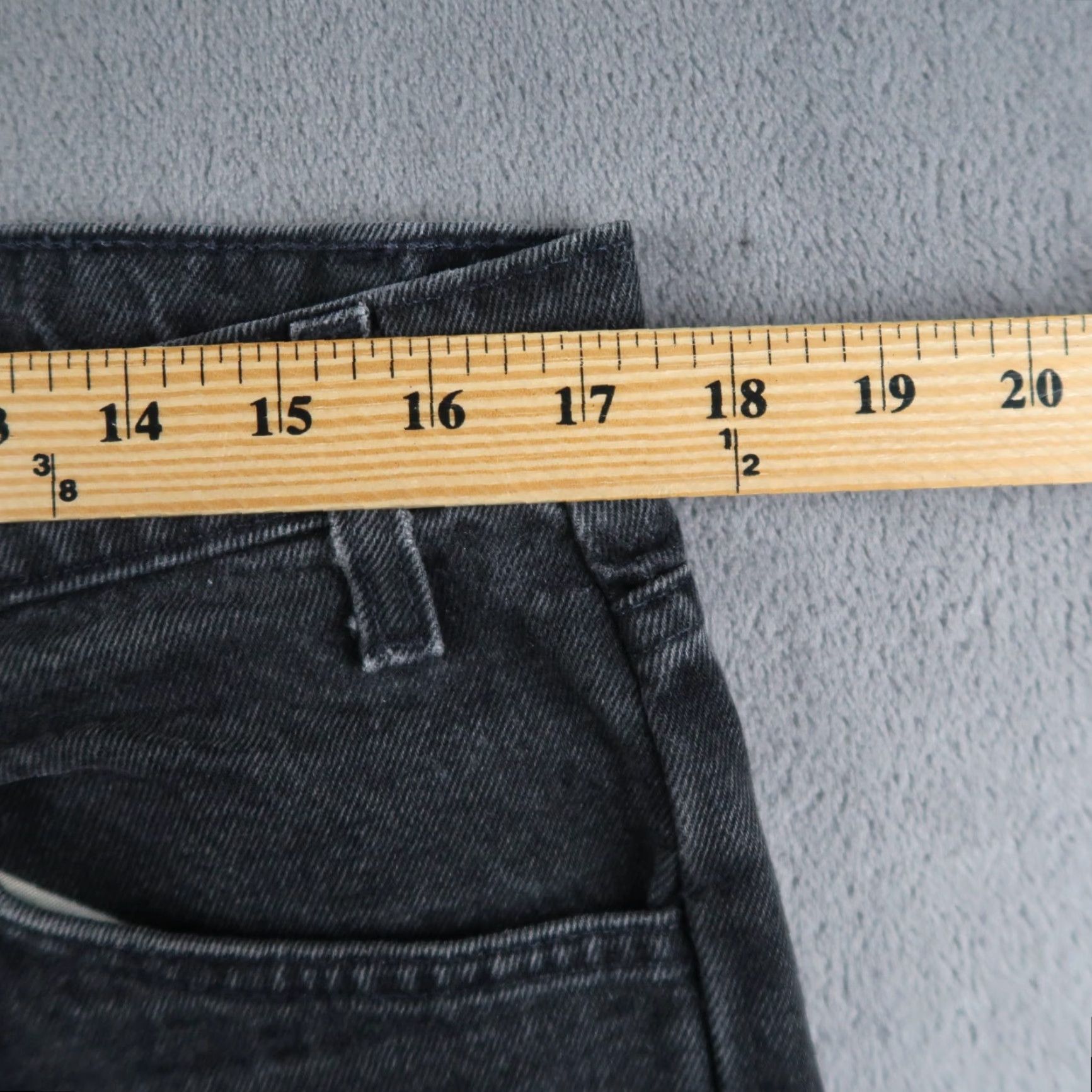 Levi's VINTAGE Levi's 550 Jeans 36 Adult Regular Black Levi's 550 90s USA Denim 5-Pocket Relaxed Orange Tab 36x34 (34x33.5) -Men- Vintage 90s Size US 36 / EU 52 - 6 Thumbnail