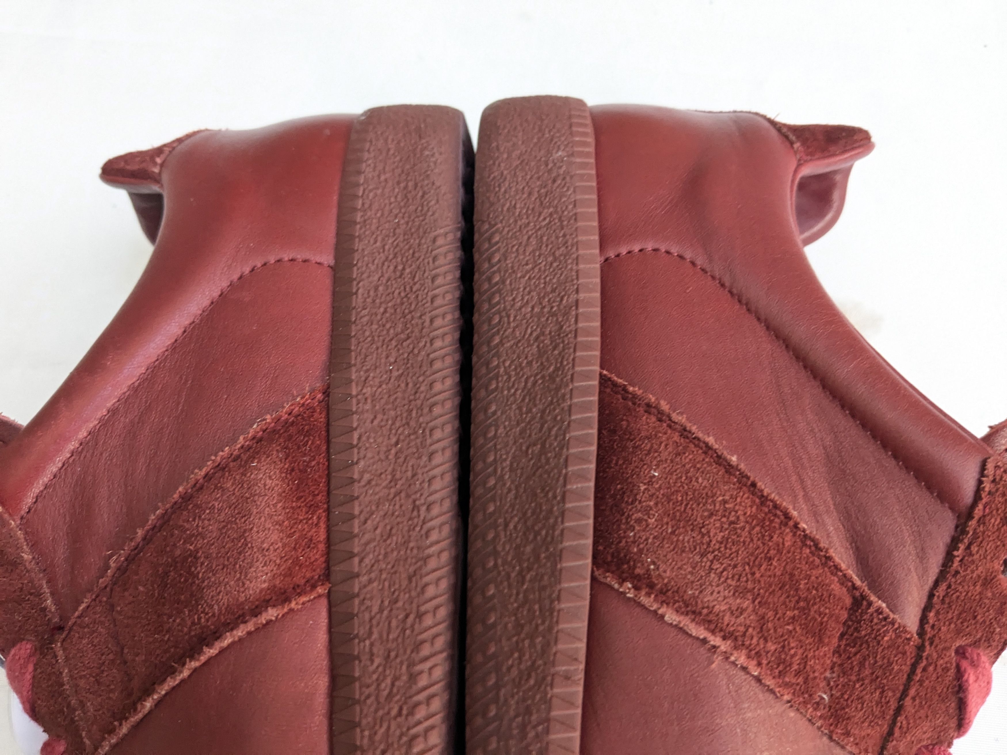 Maison Margiela Maison Margiela GAT Replica Burgundy 10 43 Low Tops Size US 10 / EU 43 - 11 Thumbnail