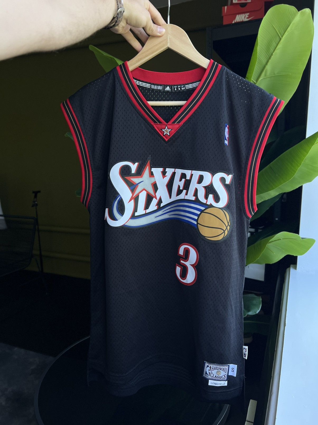Adidas × NBA Adidas NBA Iverson #3 76ers Jersey Black Size S Size US S / EU 44-46 / 1 - 16 Thumbnail