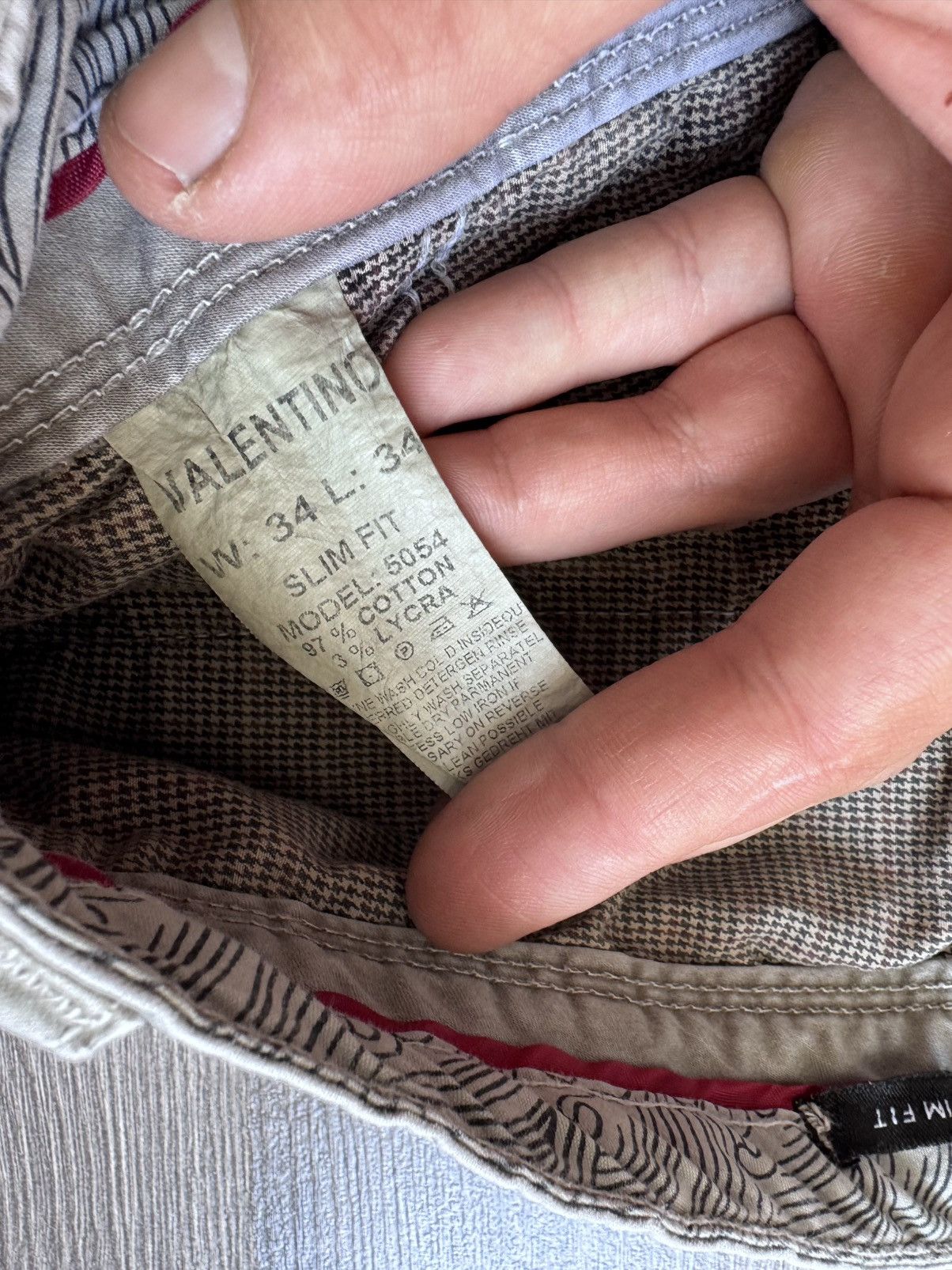 Valentino × Vintage Vintage Valentino Gray Avantgarde Shorts Size US 34 / EU 50 - 5 Thumbnail