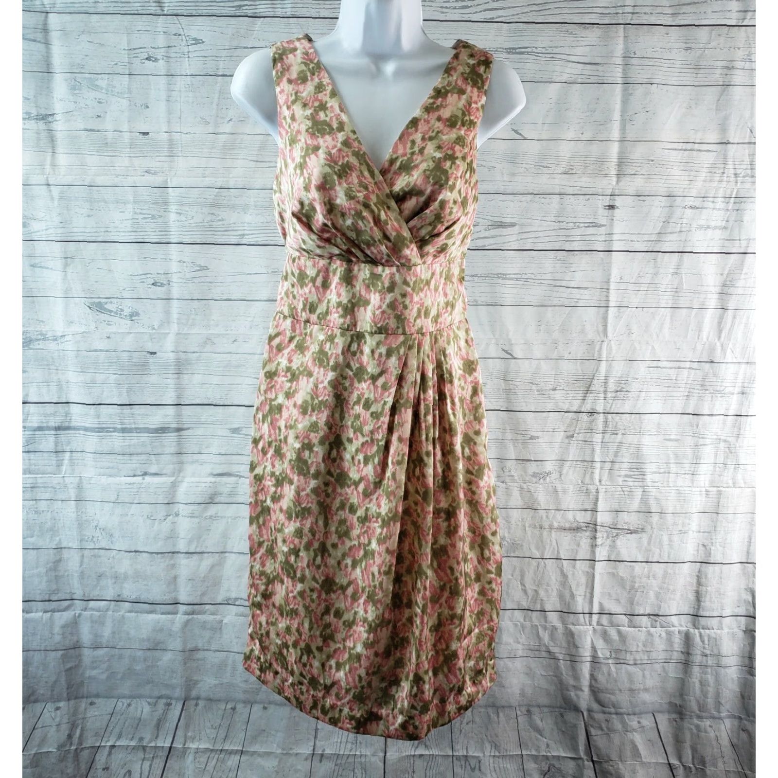 Talbots Talbots Womens Dress Sz 4 Sleeveless V-Neck Pink Green Pleated Sheath Knee Length Adult Womens Size S / US 4 / IT 40 - 2 Thumbnail