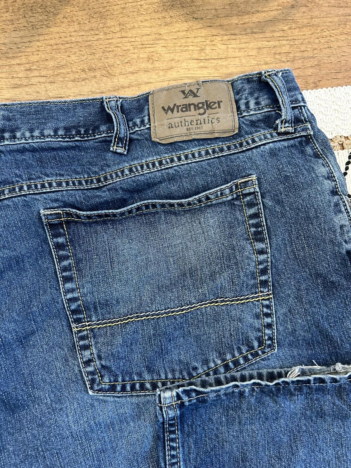 Wrangler Wrangler Classic Blue Denim Jeans Size US 42 / EU 58 - 9 Thumbnail