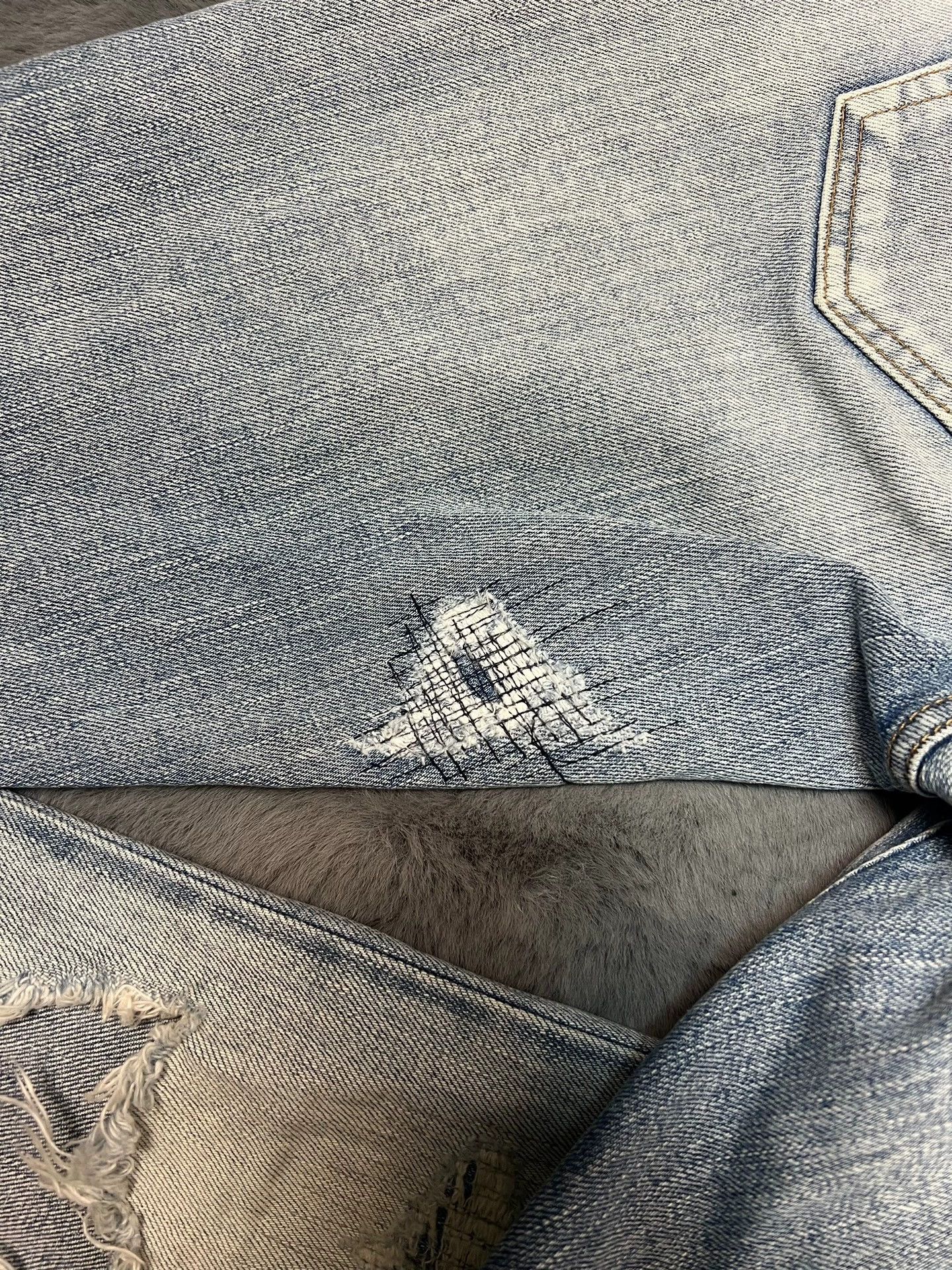 Saint Laurent Paris Saint Laurent SLP Spring/Summer 2017 light blue jeans Size US 30 / EU 46 - 3 Thumbnail