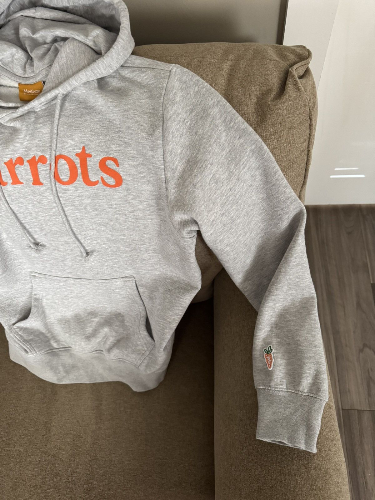 Carrots by Anwar Carrots Carrots by Anwar Carrots Wordmark hoodie men’s sz Medium Size US M / EU 48-50 / 2 - 3 Thumbnail