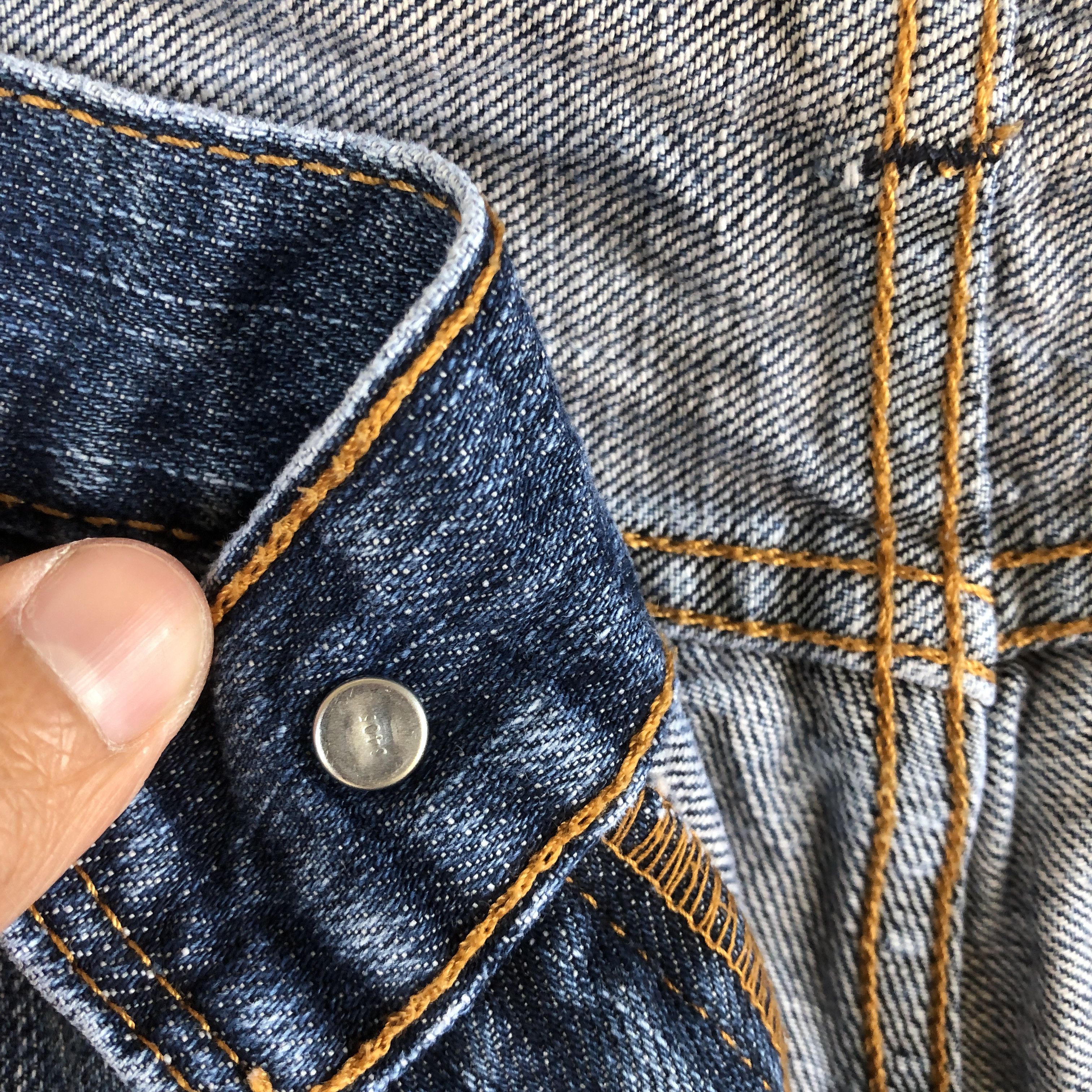 Levi's Vintage Levis 559 Baggy Faded Jeans Levi's Light Wash Denim Size US 38 / EU 54 - 6 Thumbnail