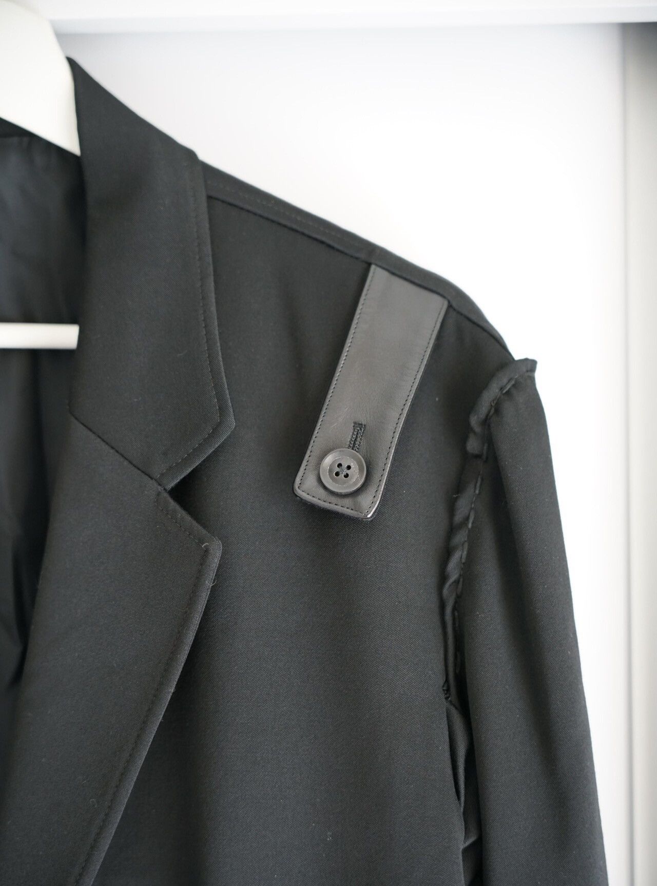 Yohji Yamamoto Yohji Yamamoto 17AW Floral Pleated Leather-Trim Blazer Size US M / EU 48-50 / 2 - 3 Thumbnail