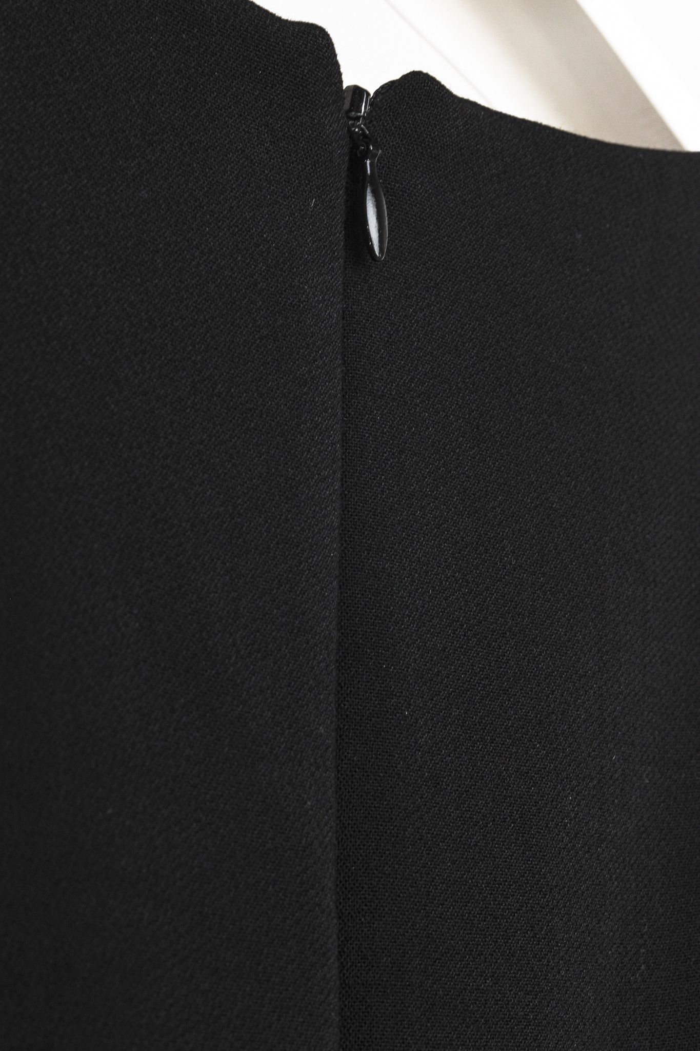 Alexander McQueen Alexander McQueen 2015 Wool Crepe Pleated A-Line Dress Size S / US 4 / IT 40 - 7 Thumbnail