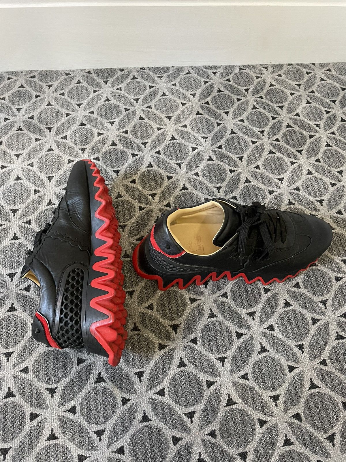 Christian Louboutin Loubishark Sneakers Calf Leather Worn Once Mens CL Paris Size US 9.5 / EU 42-43 - 8 Thumbnail