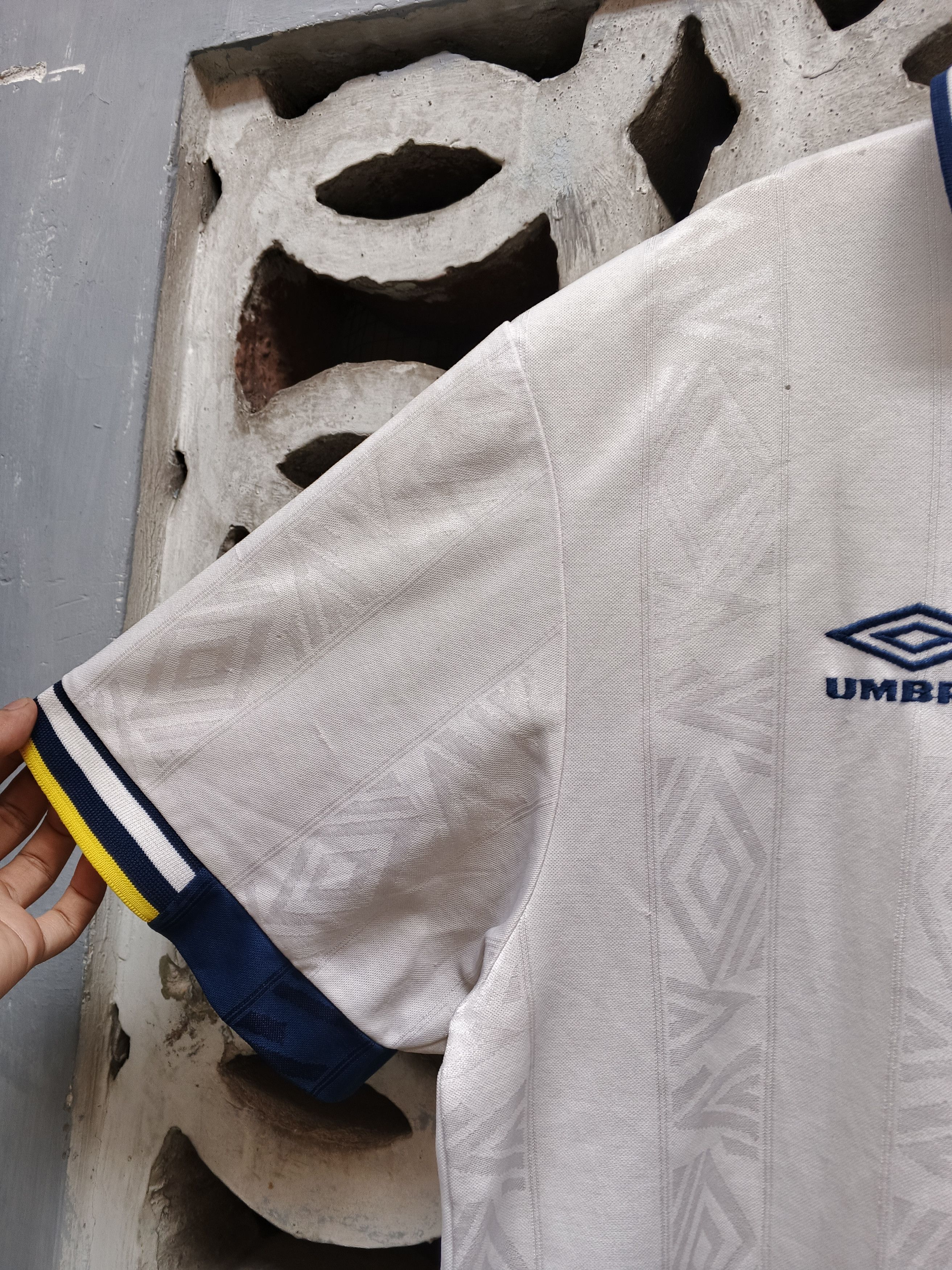 Umbro × Vintage 1997 Umbro Jersey 'We Support Athlete' Size US L / EU 52-54 / 3 - 4 Thumbnail