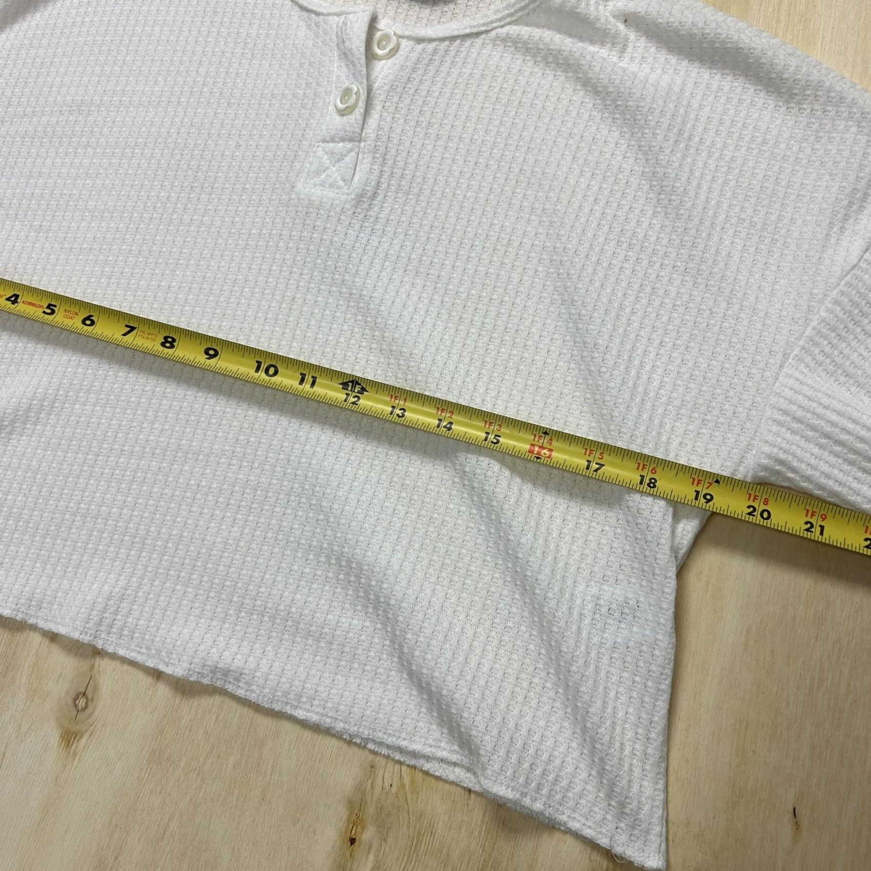 Vintage Dippin' Daisys Shirt Womens Cropped Long Sleeve Henley White Waffle T-Shirt M Size M / US 6-8 / IT 42-44 - 6 Thumbnail