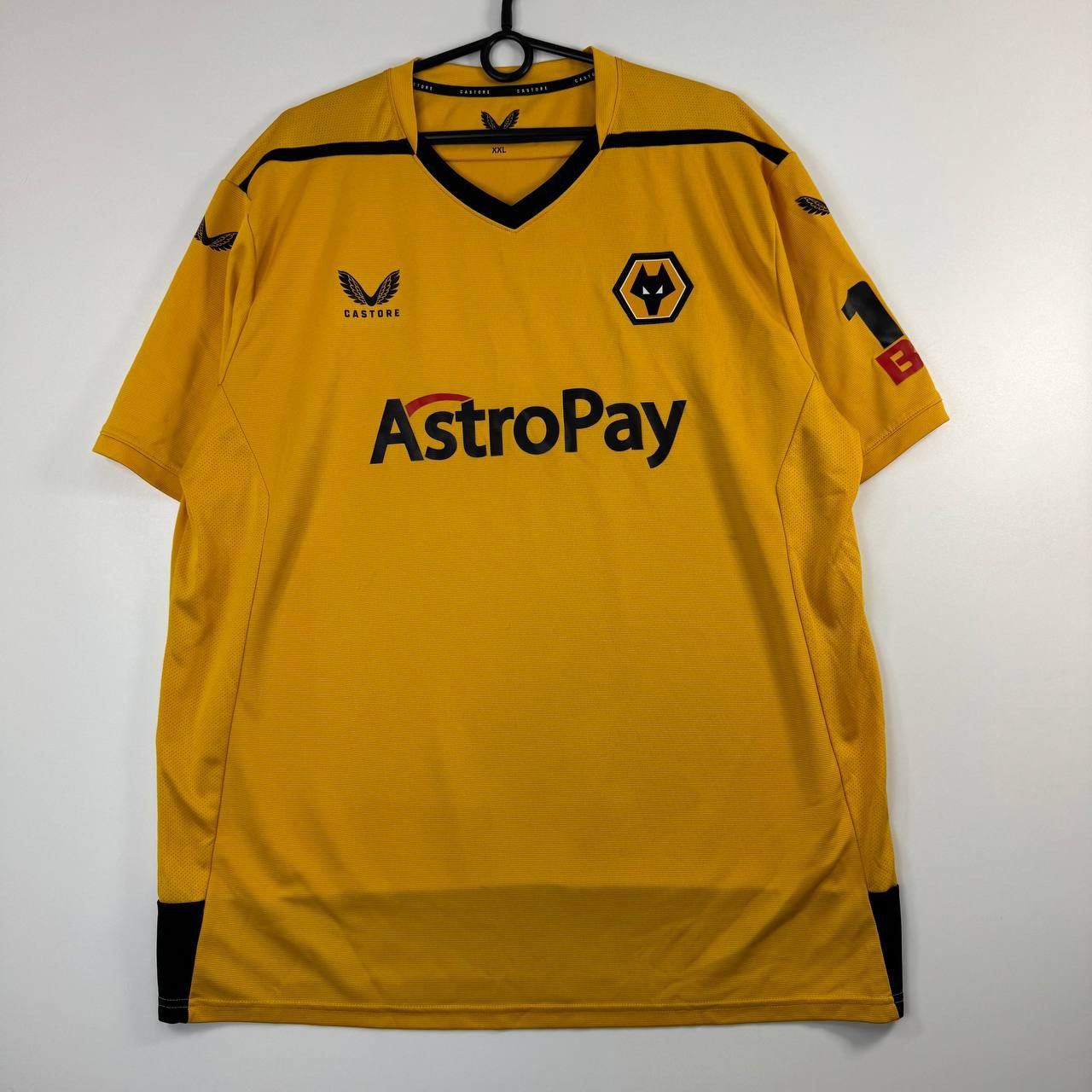 Castore Castore Wolverhampton Wanderers Home 2022/23 Shirt Size XXL Size US XXL / EU 58 / 5 - 1 Thumbnail