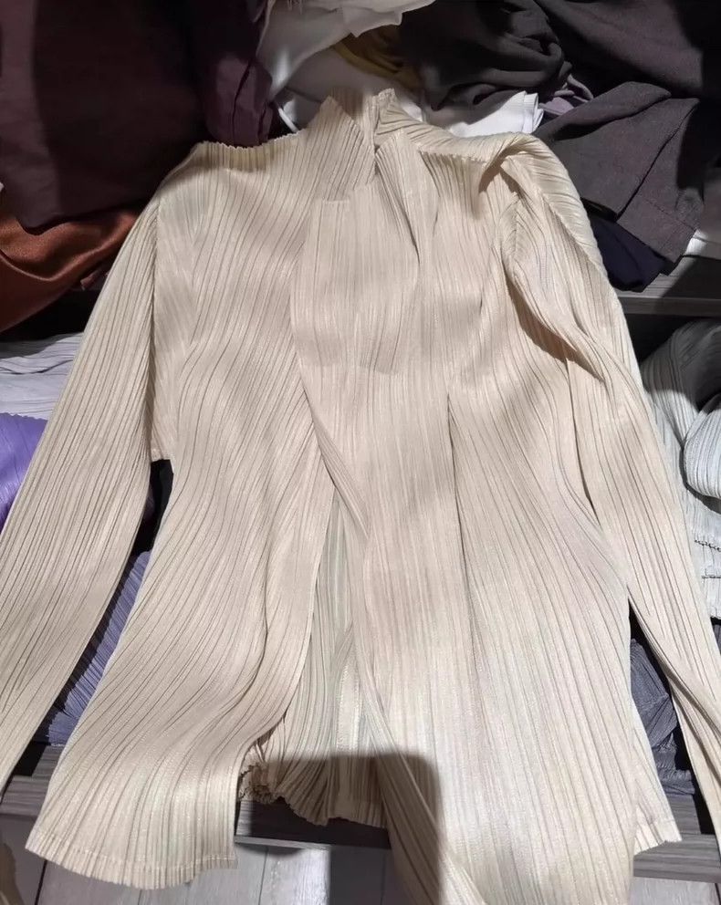 Issey Miyake Issey Miyake Pleated Long Sleeve Cardigan-2508 Size US M / EU 48-50 / 2 - 1 Thumbnail
