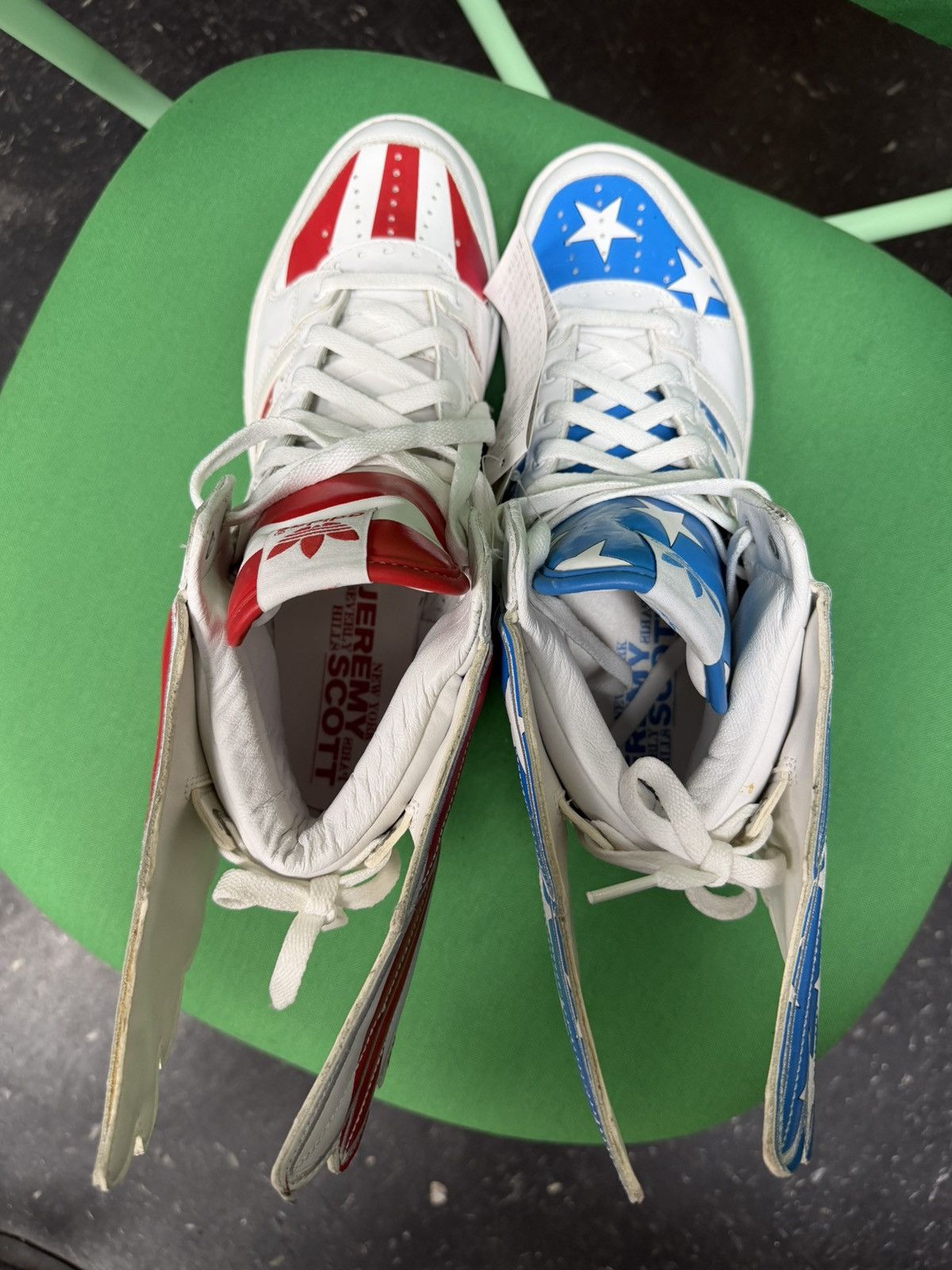 Adidas × Jeremy Scott Adidas Jeremy Scott Wings 2.0 Stars and Stripes Size US 11.5 / EU 44-45 - 6 Thumbnail