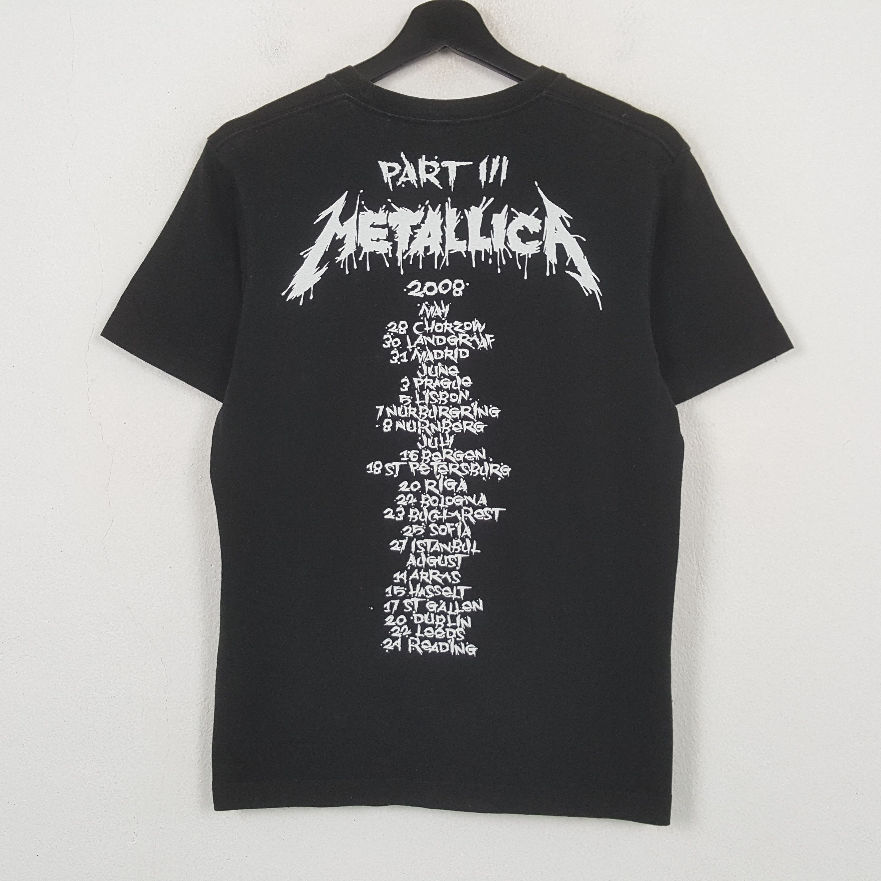 Band Tees Metallica Rock Band Uniqlo Tshirt RR29 Size US M / EU 48-50 / 2 - 1 Thumbnail